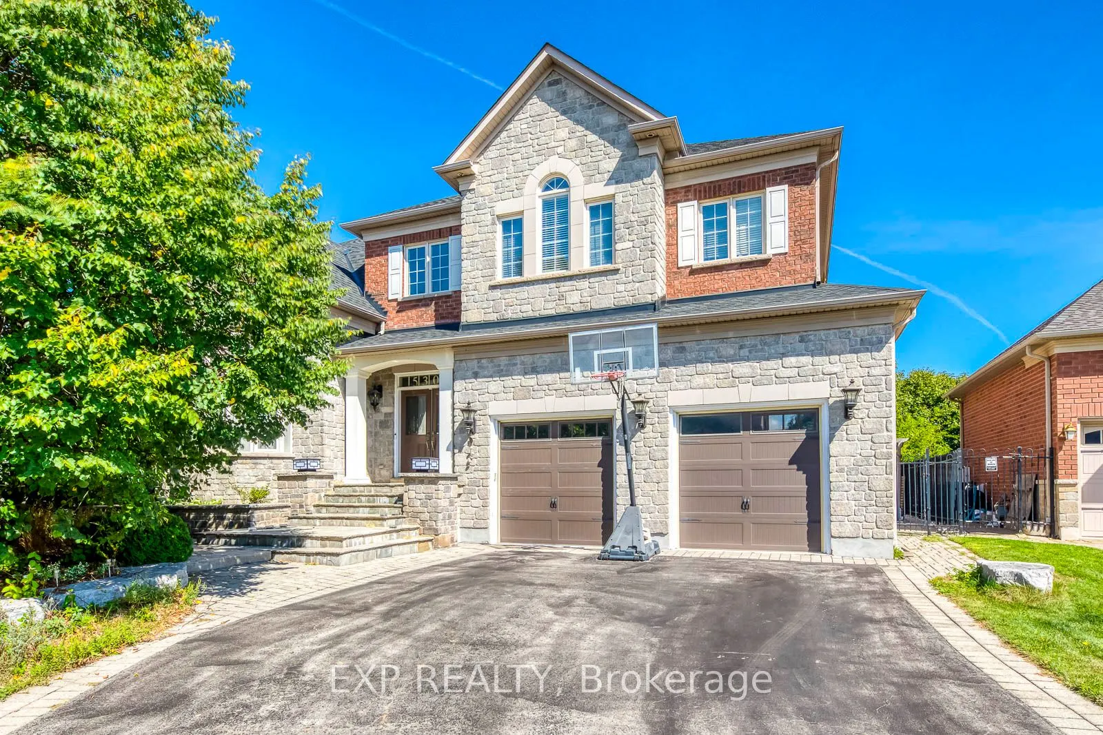 530 Golfview Court