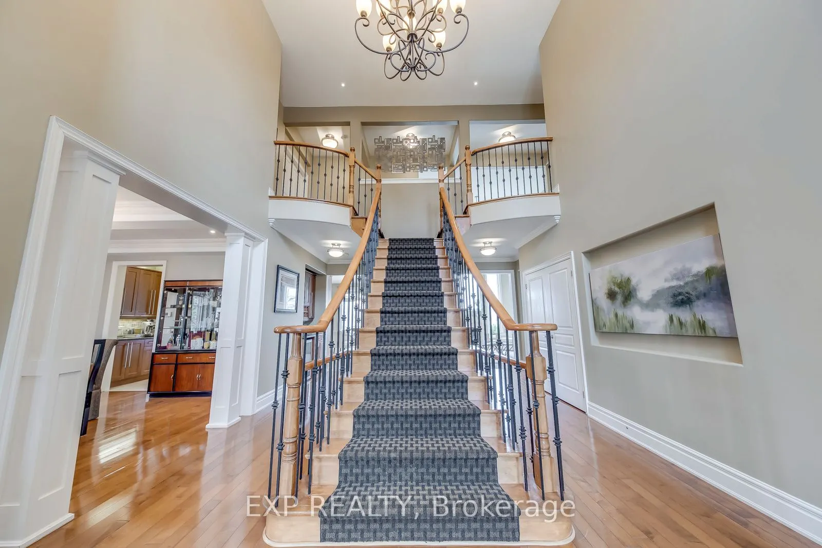 530 Golfview Court