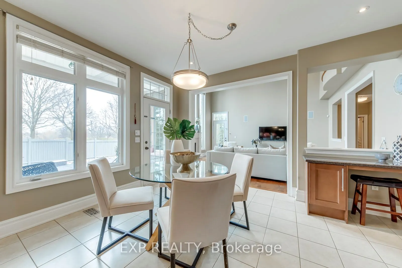 530 Golfview Court
