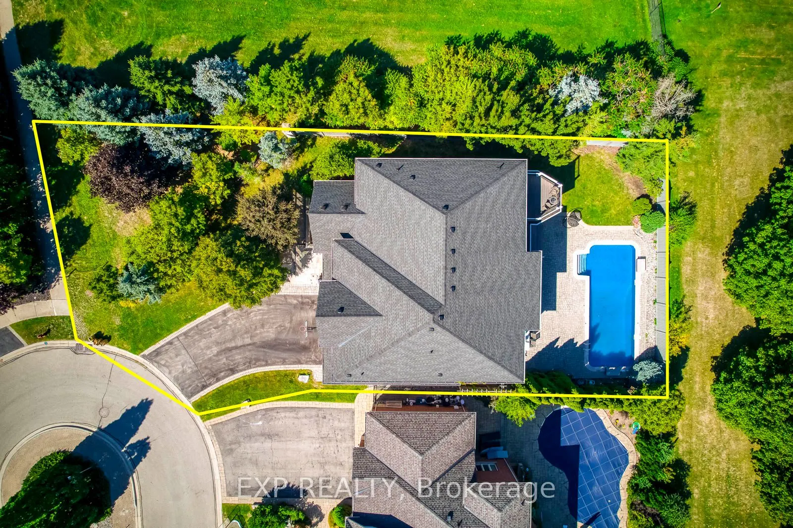 530 Golfview Court