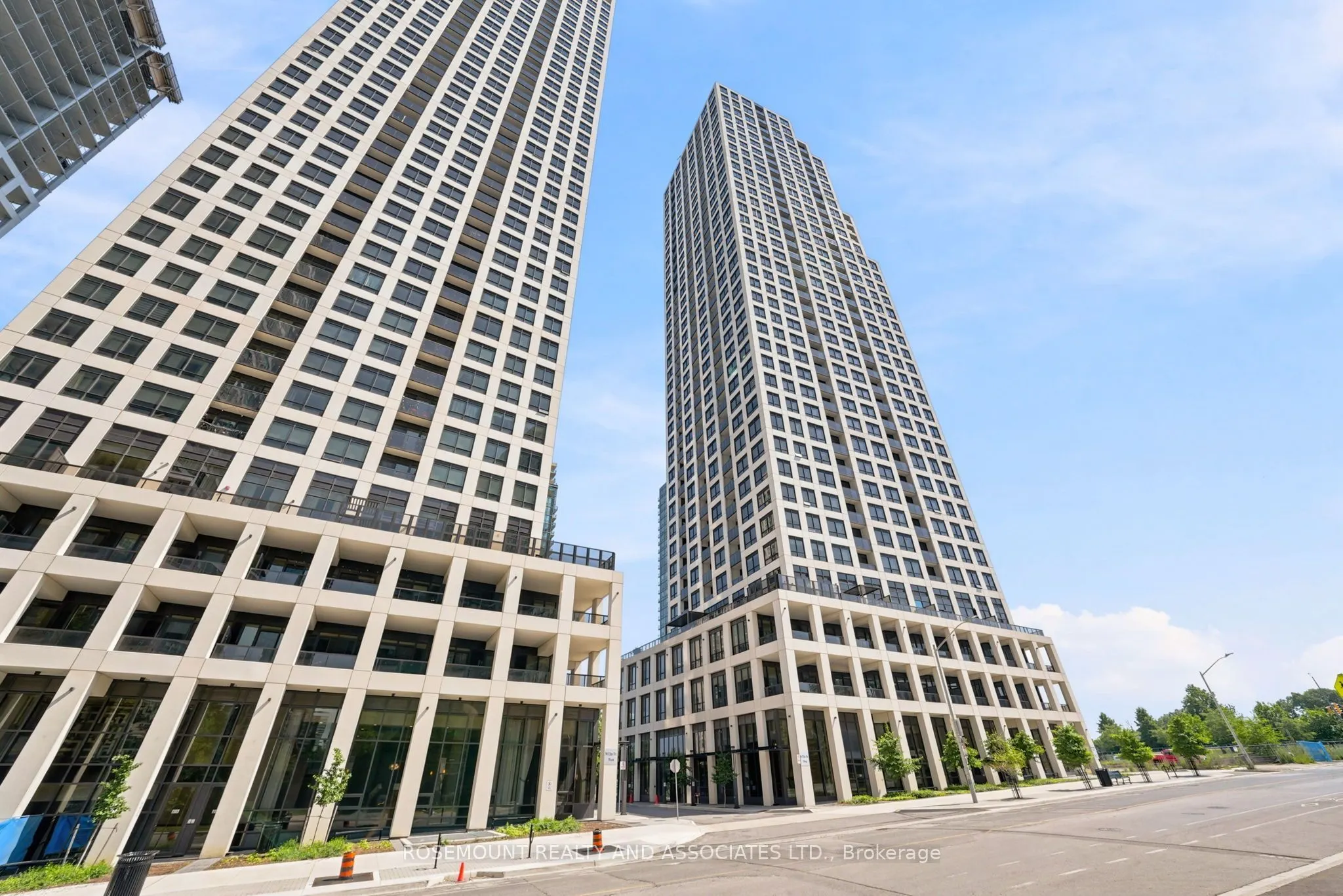 36 ELM Drive W #2105