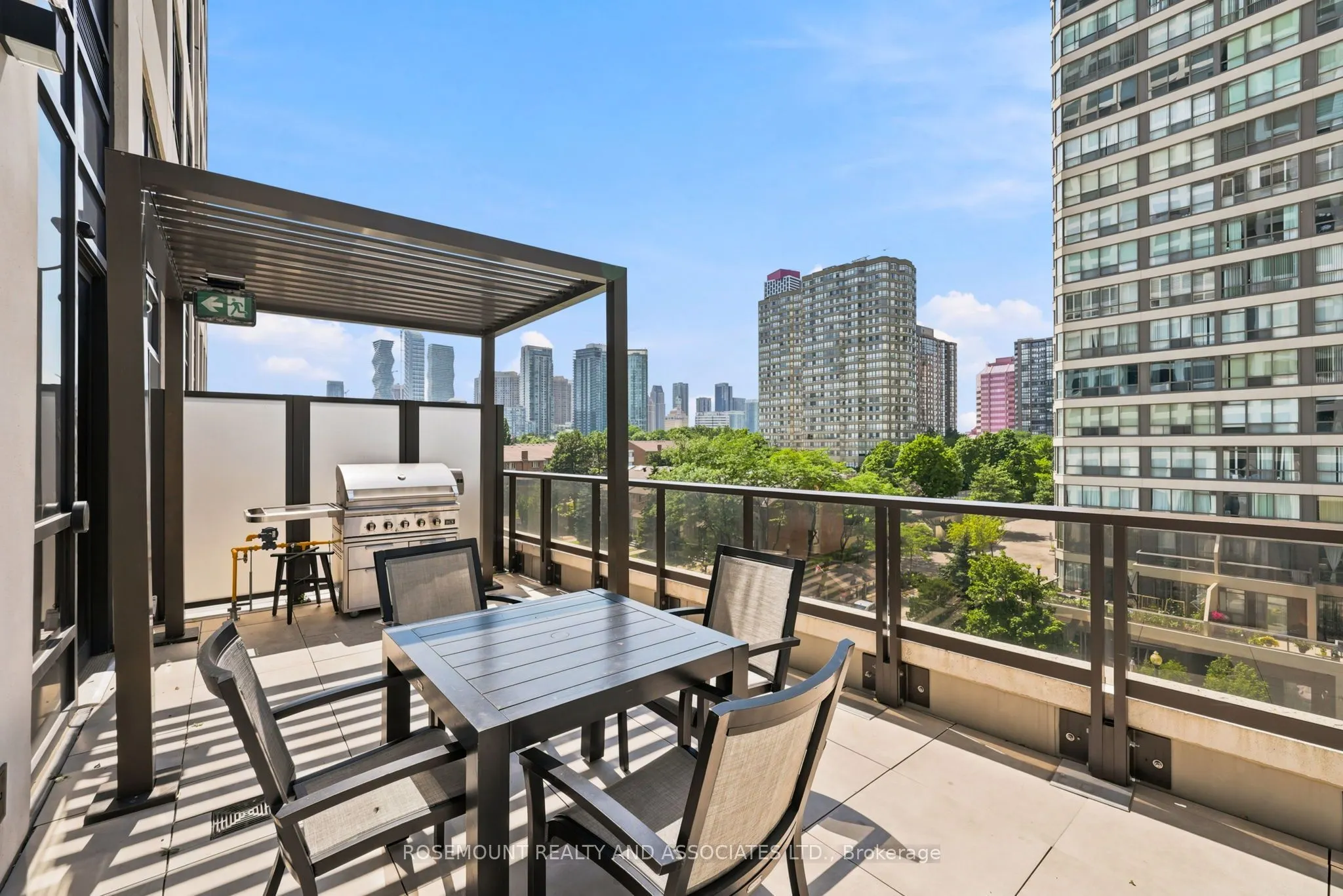 36 ELM Drive W #2105