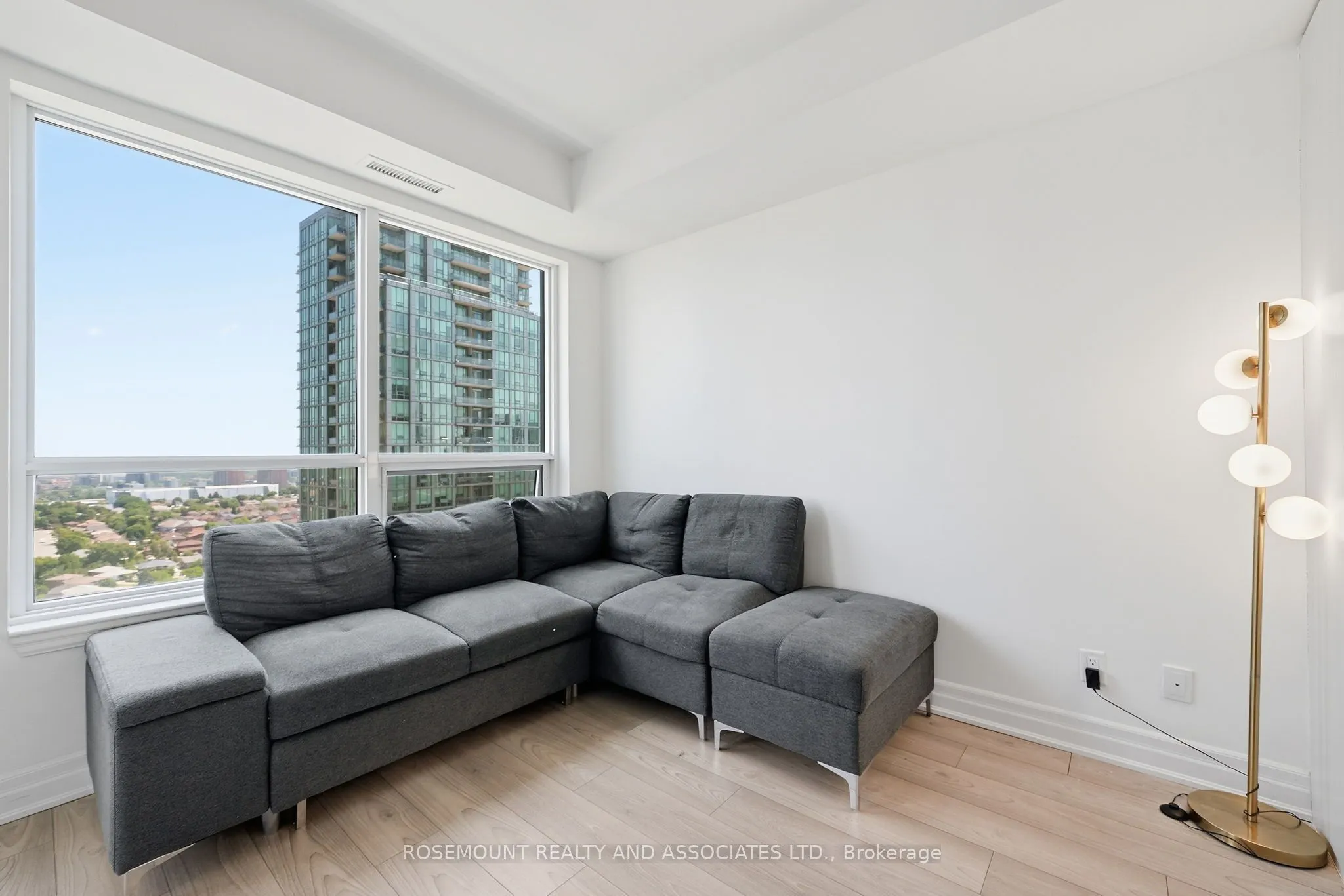36 ELM Drive W #2105