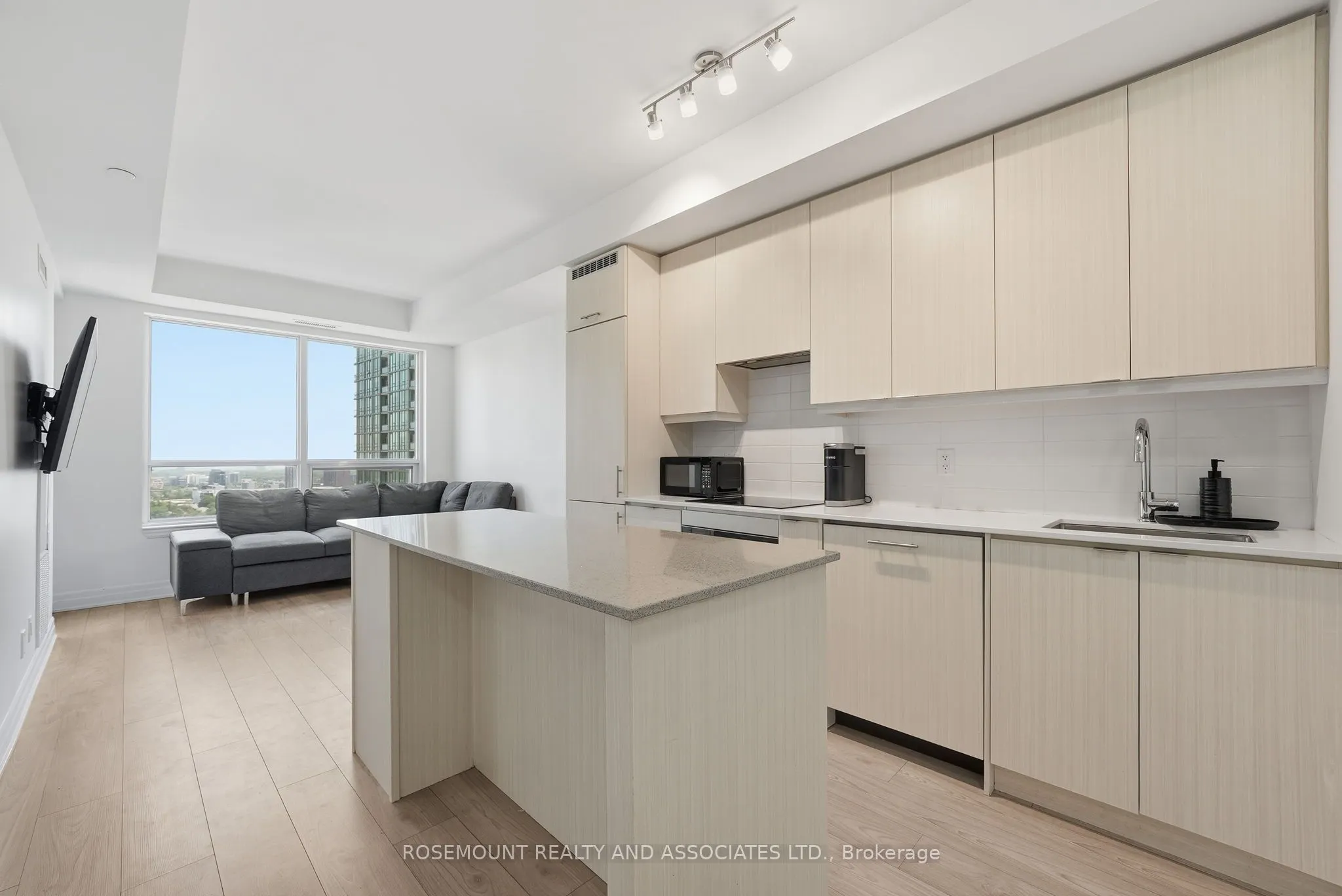 36 ELM Drive W #2105