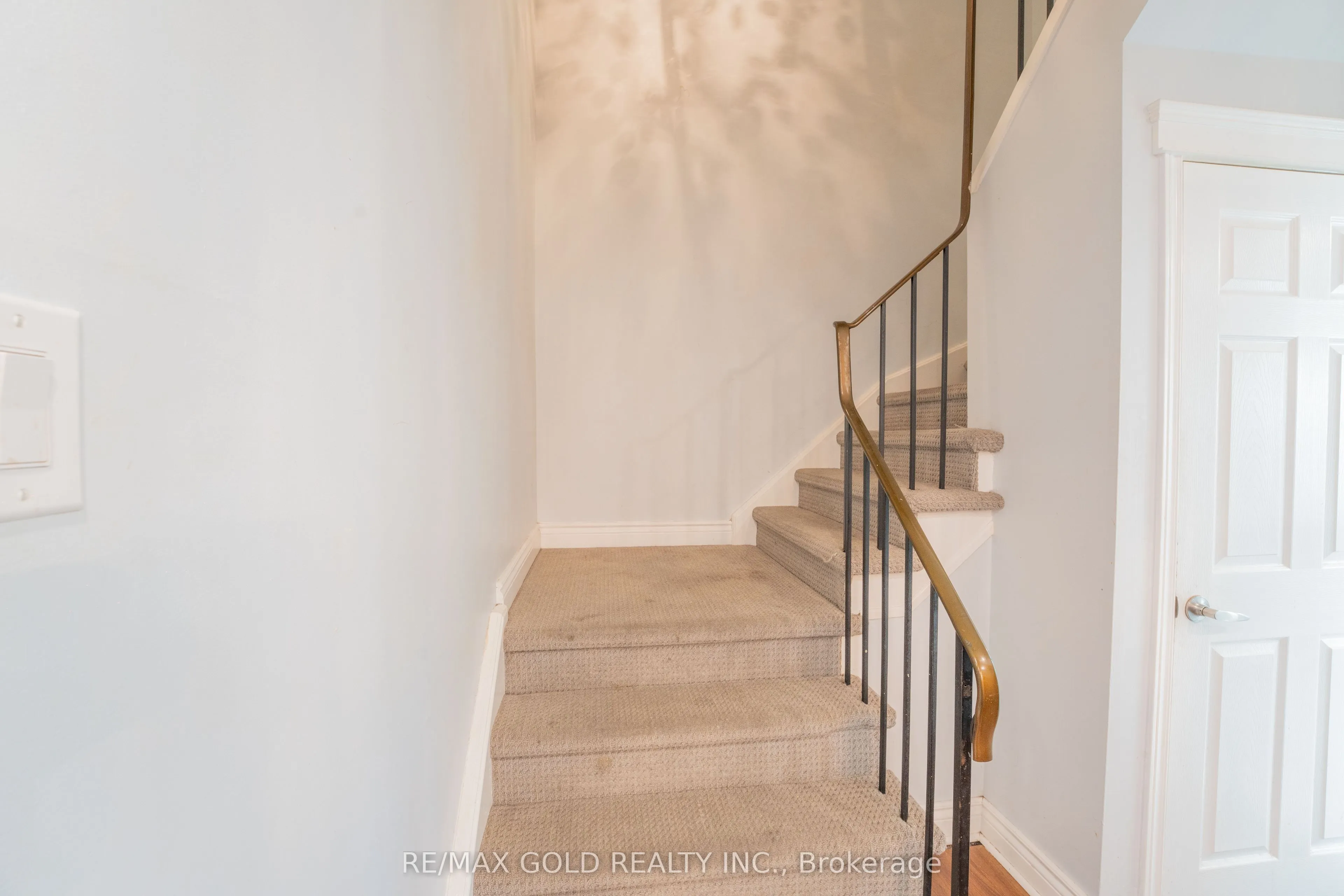 900 Central Park Drive #107