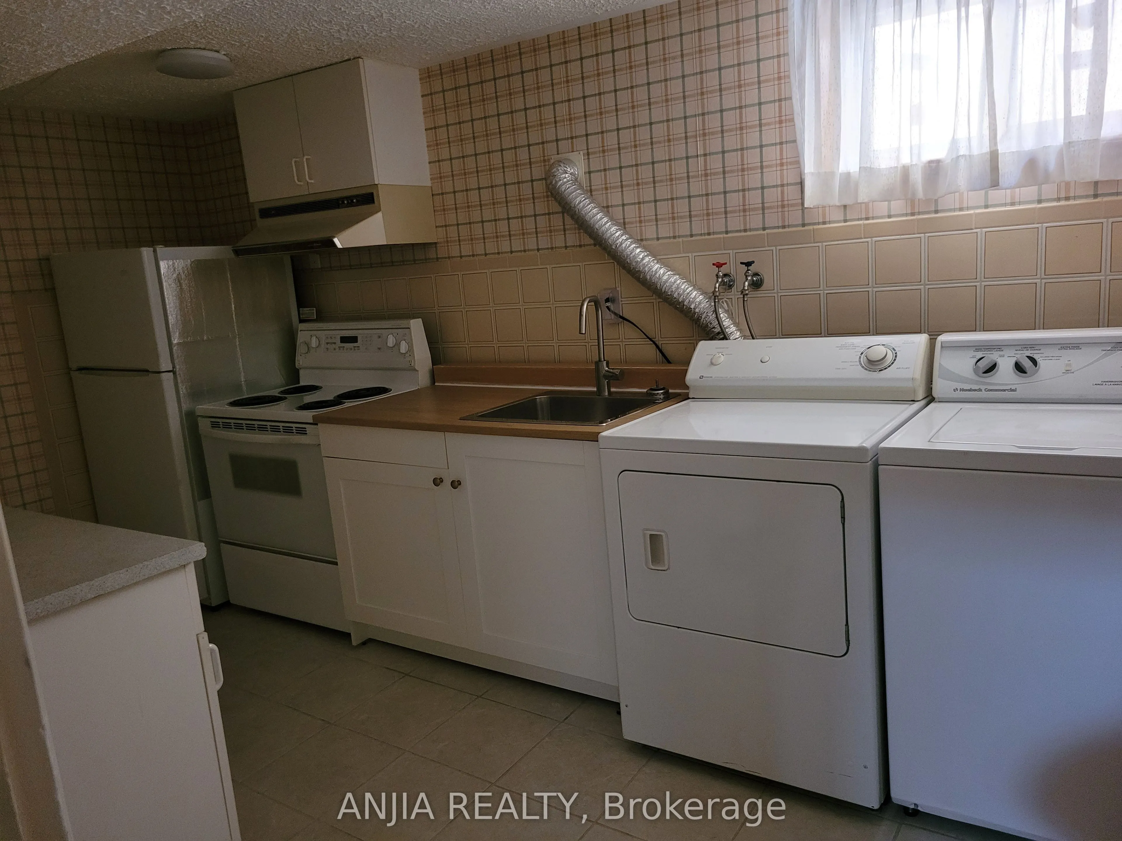 1299 Shamir Crescent #Basement