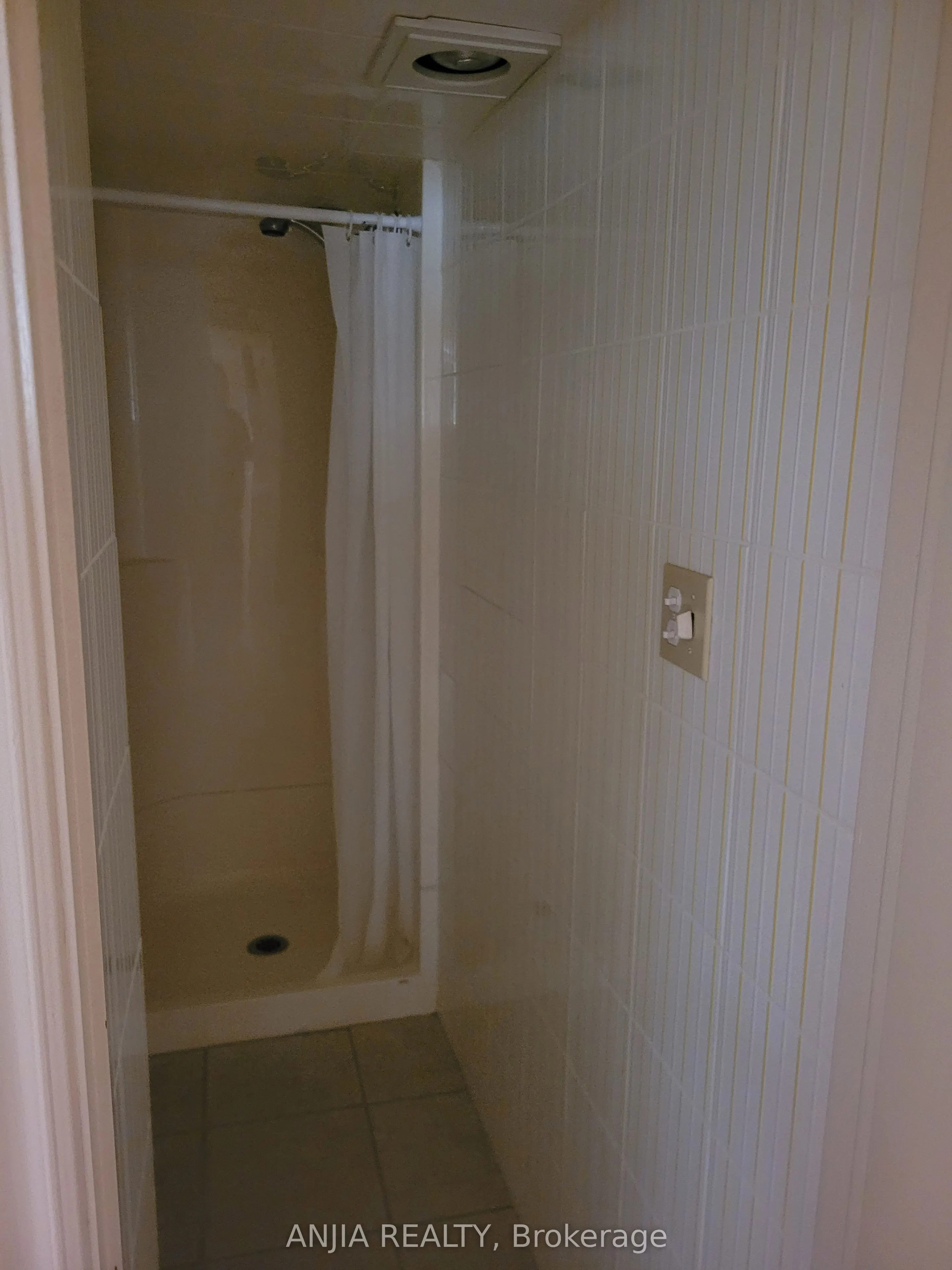1299 Shamir Crescent #Basement