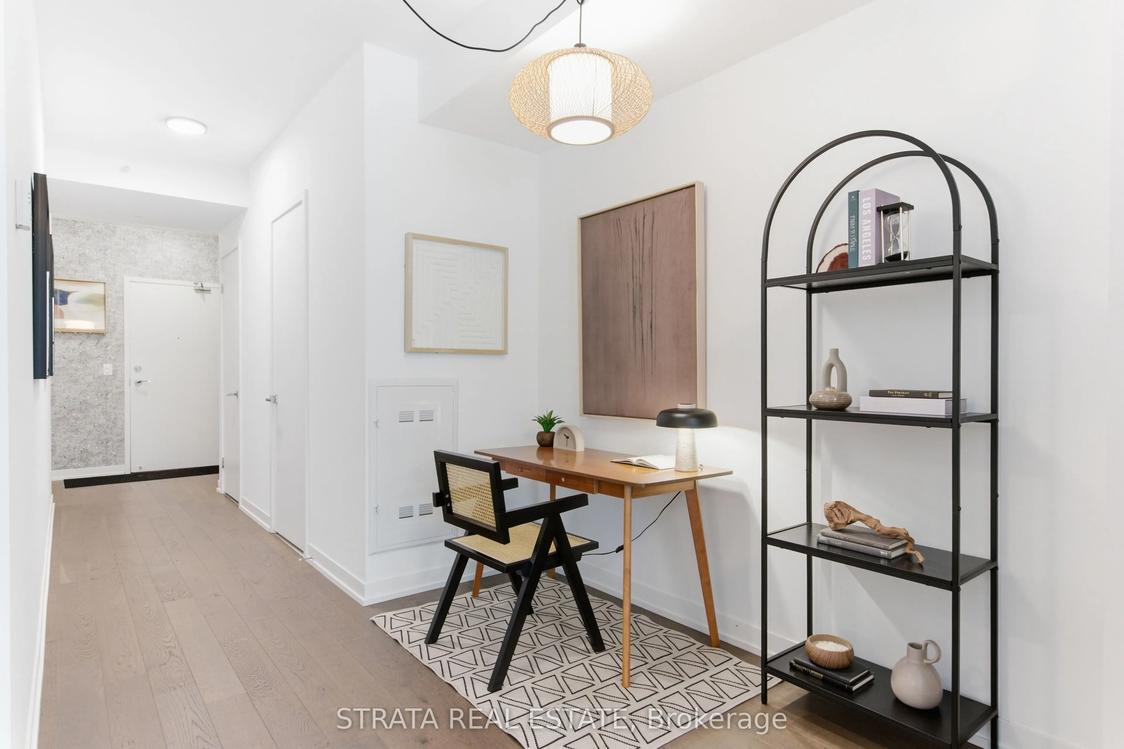 530 Indian Grove #302