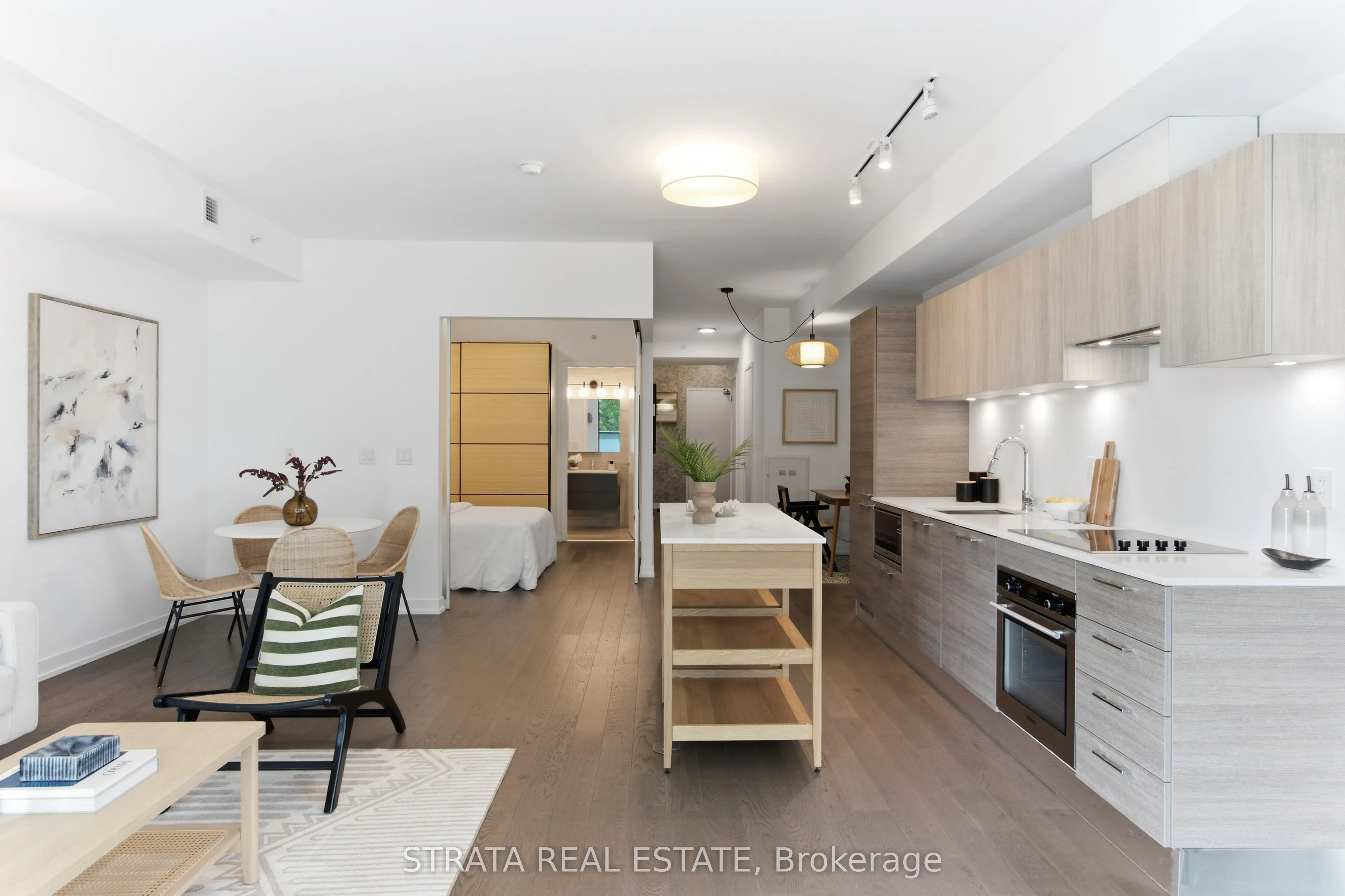 530 Indian Grove #302