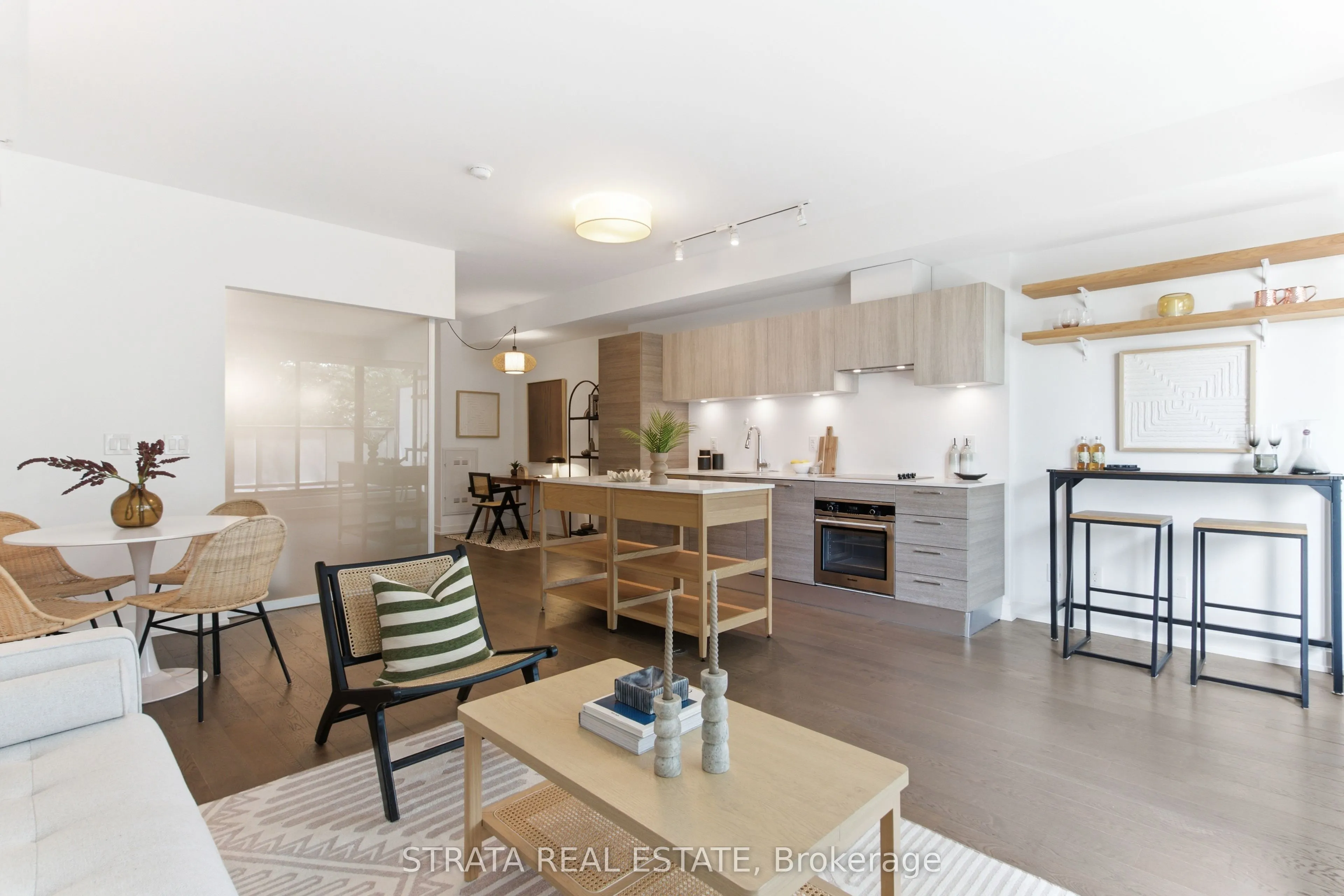 530 Indian Grove #302