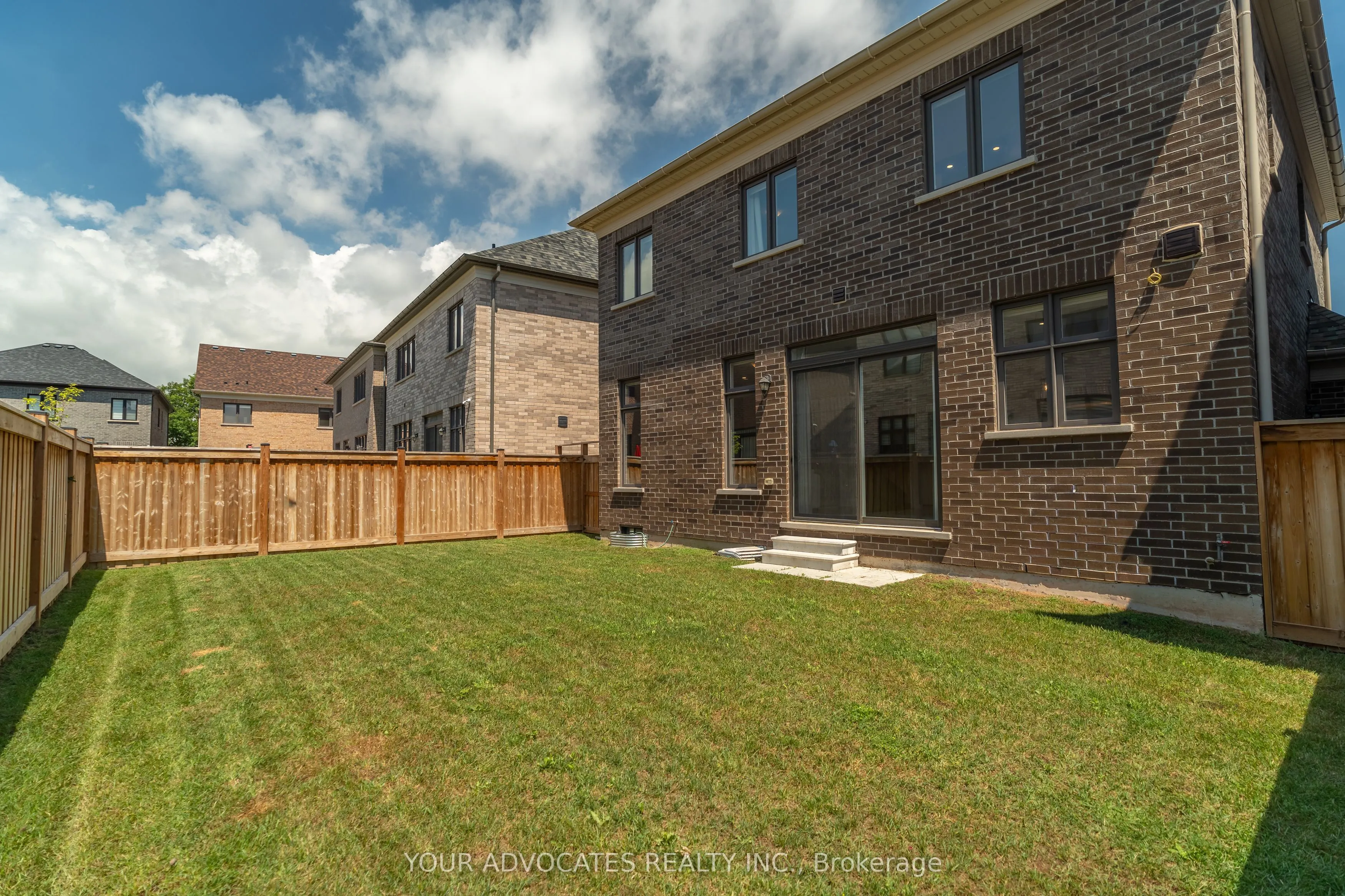 1390 Queens Plate Road