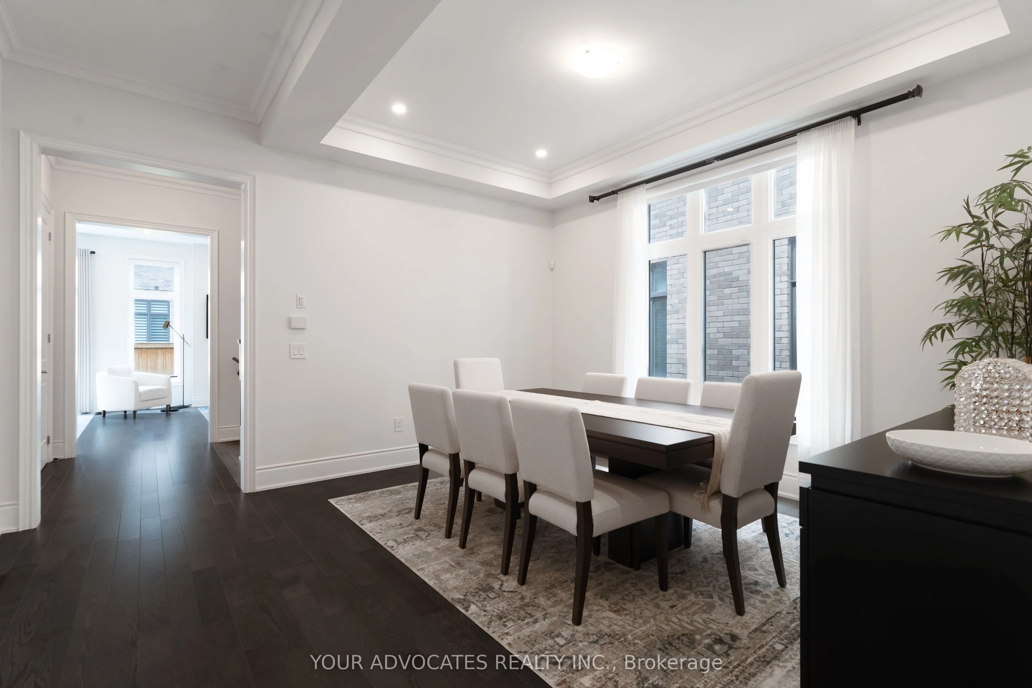 1390 Queens Plate Road