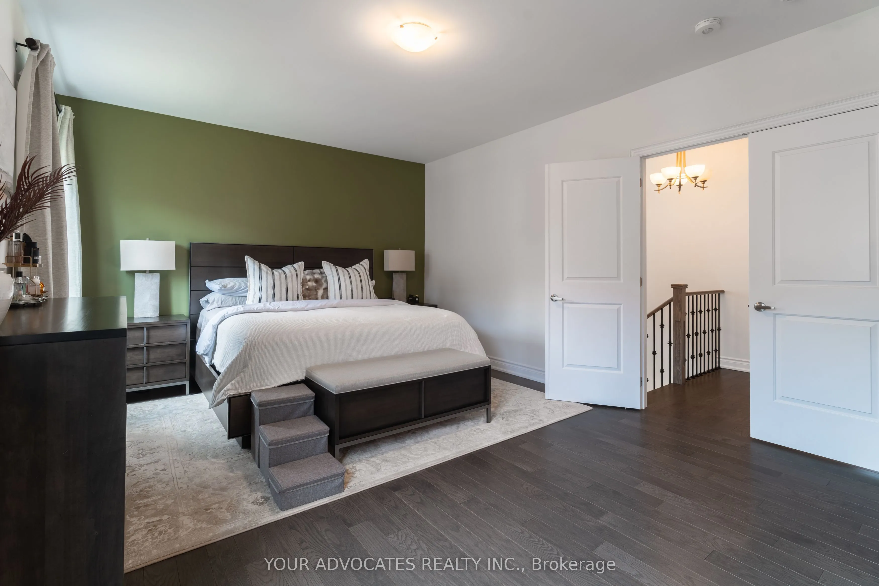 1390 Queens Plate Road