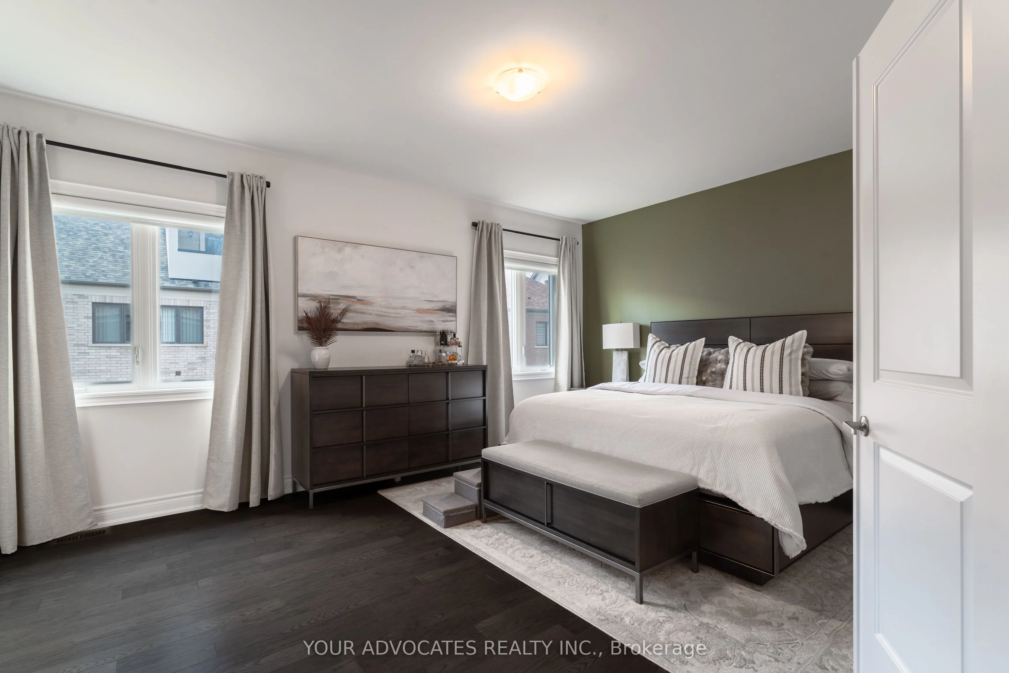 1390 Queens Plate Road