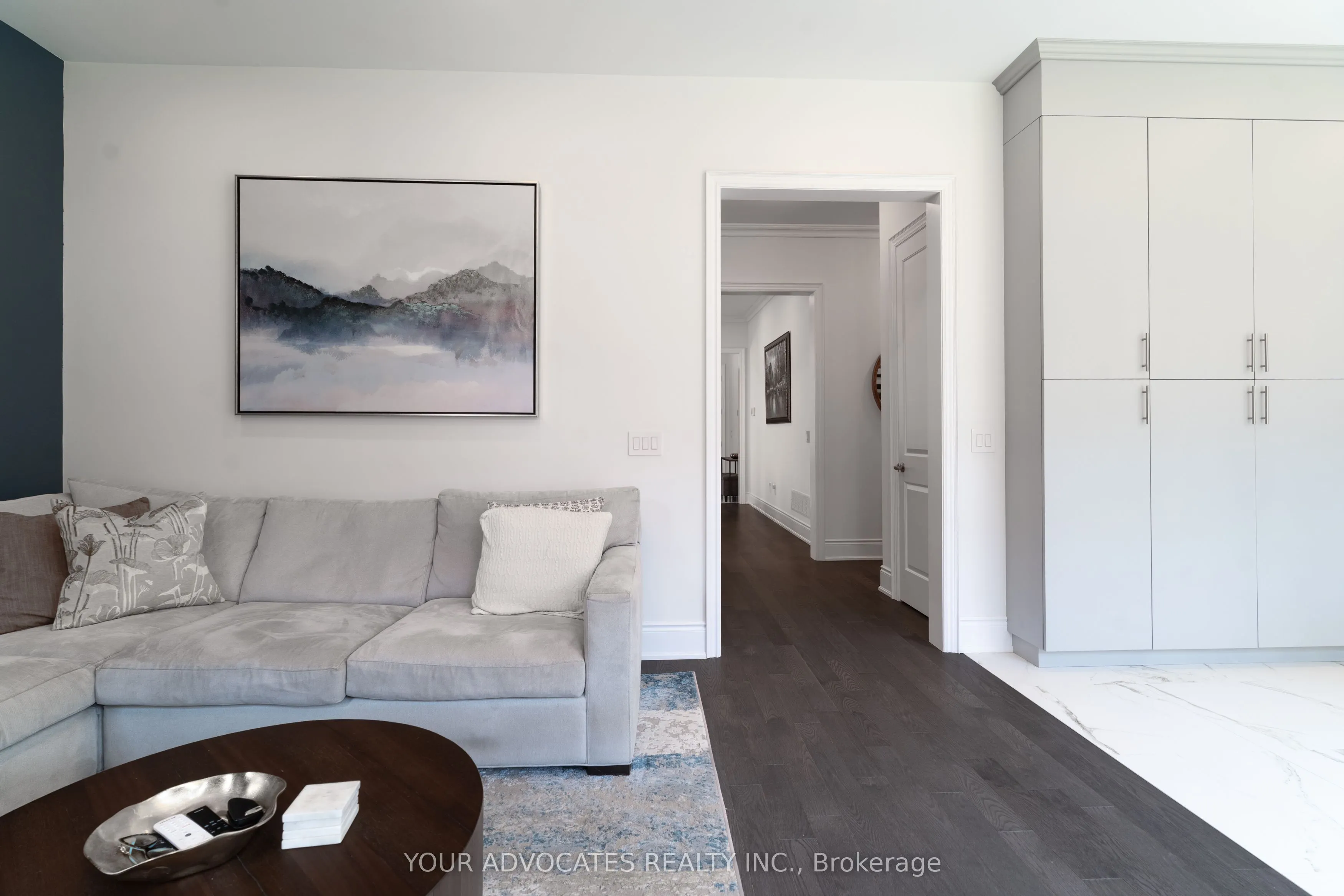 1390 Queens Plate Road