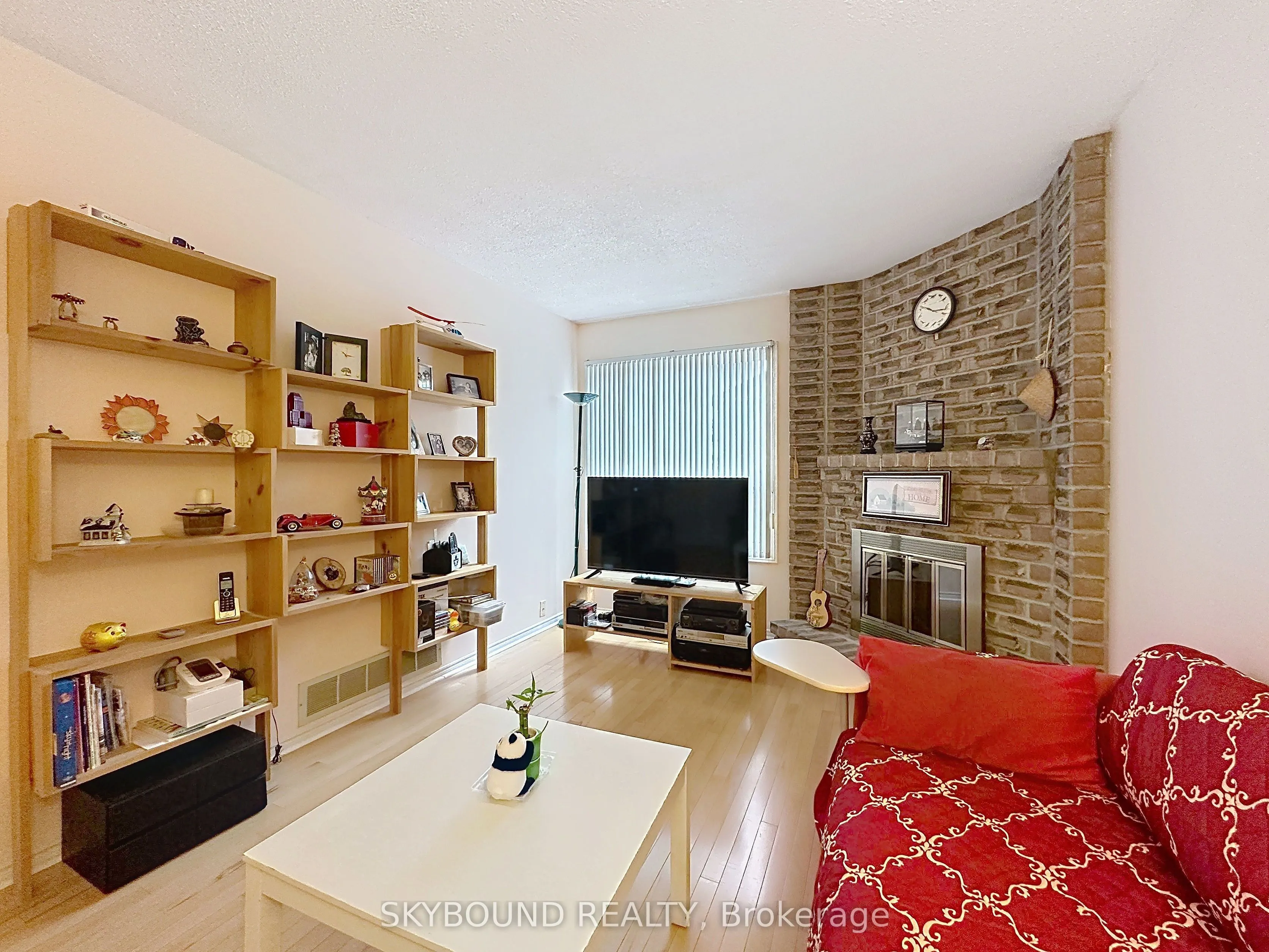 4409 Heathgate Crescent