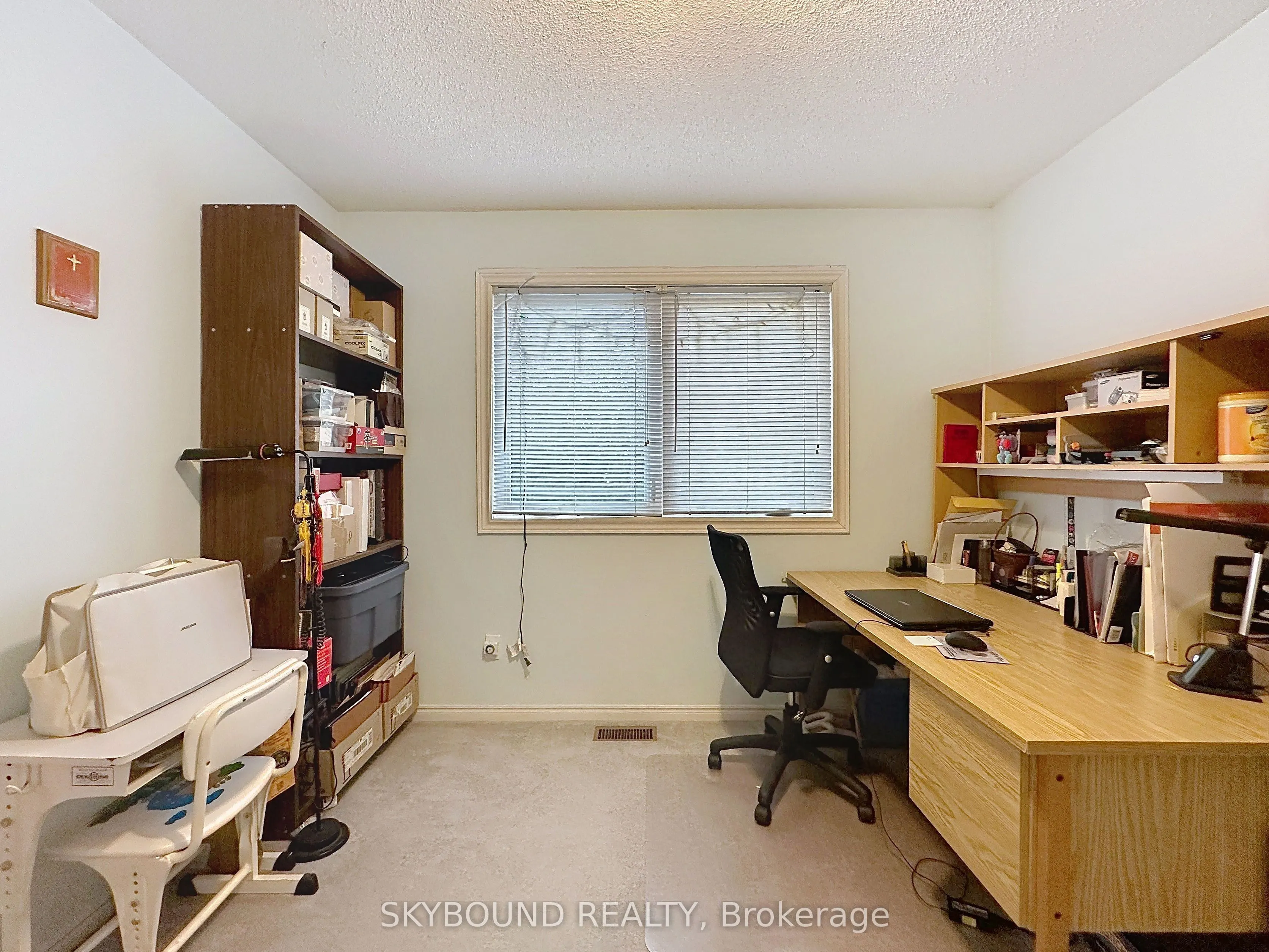 4409 Heathgate Crescent