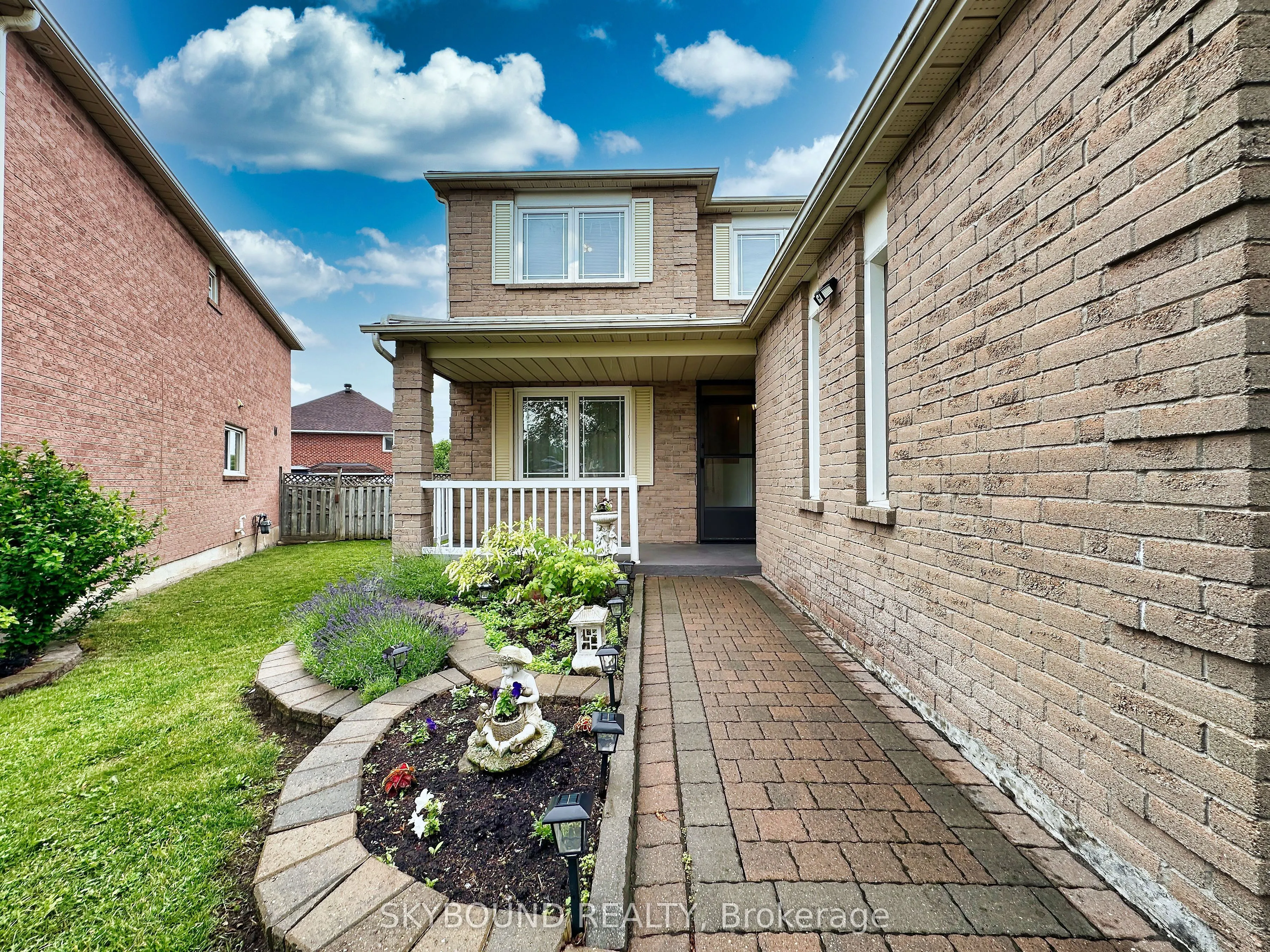 4409 Heathgate Crescent
