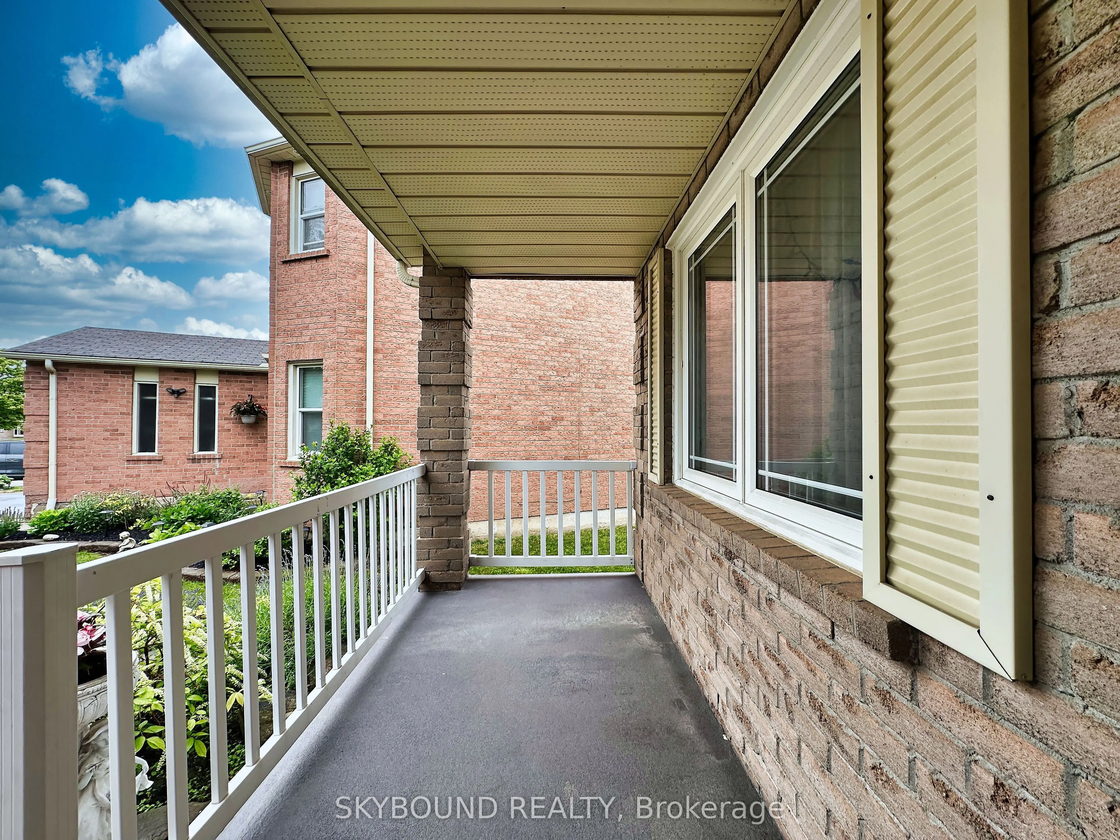 4409 Heathgate Crescent