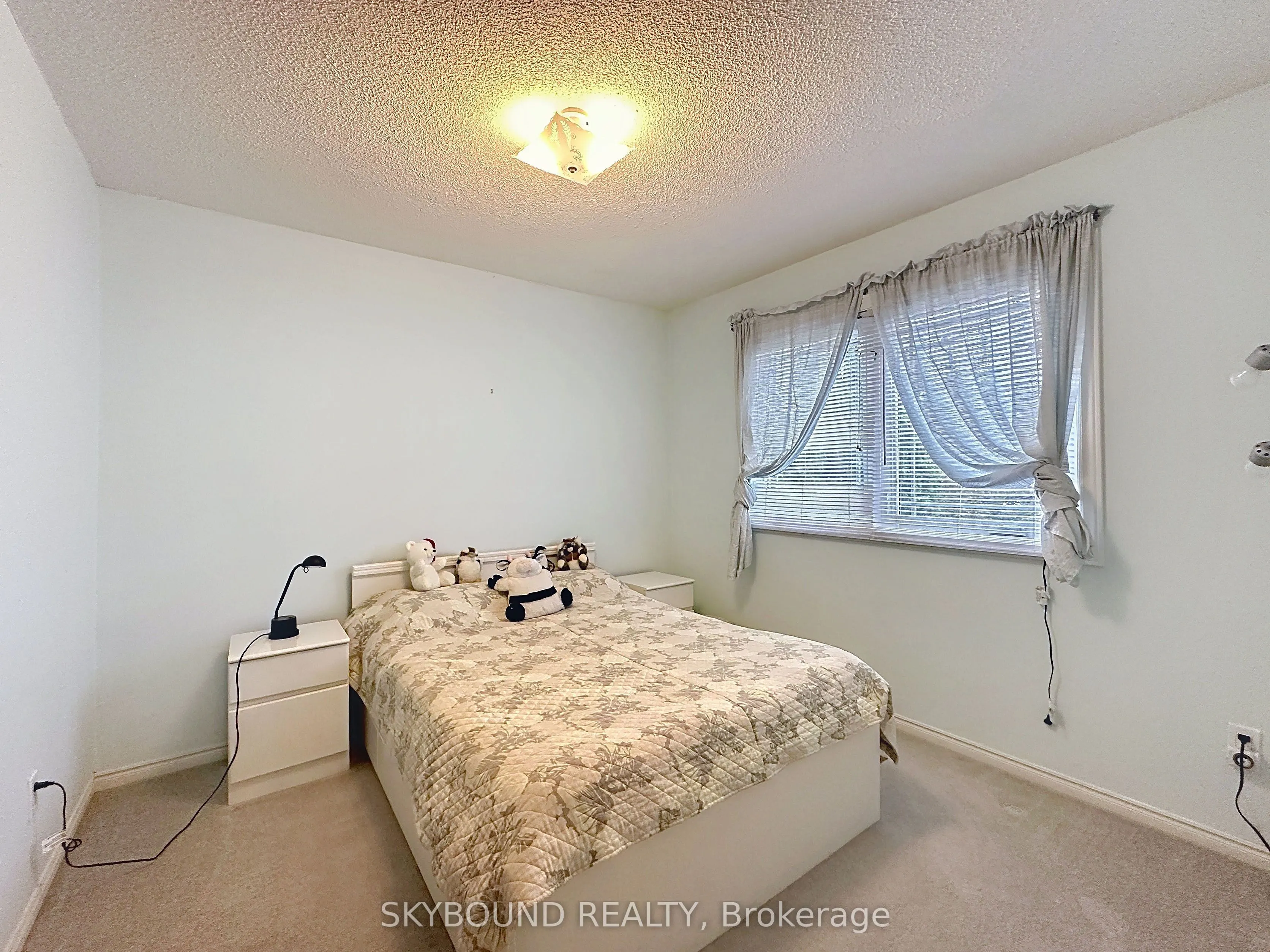 4409 Heathgate Crescent