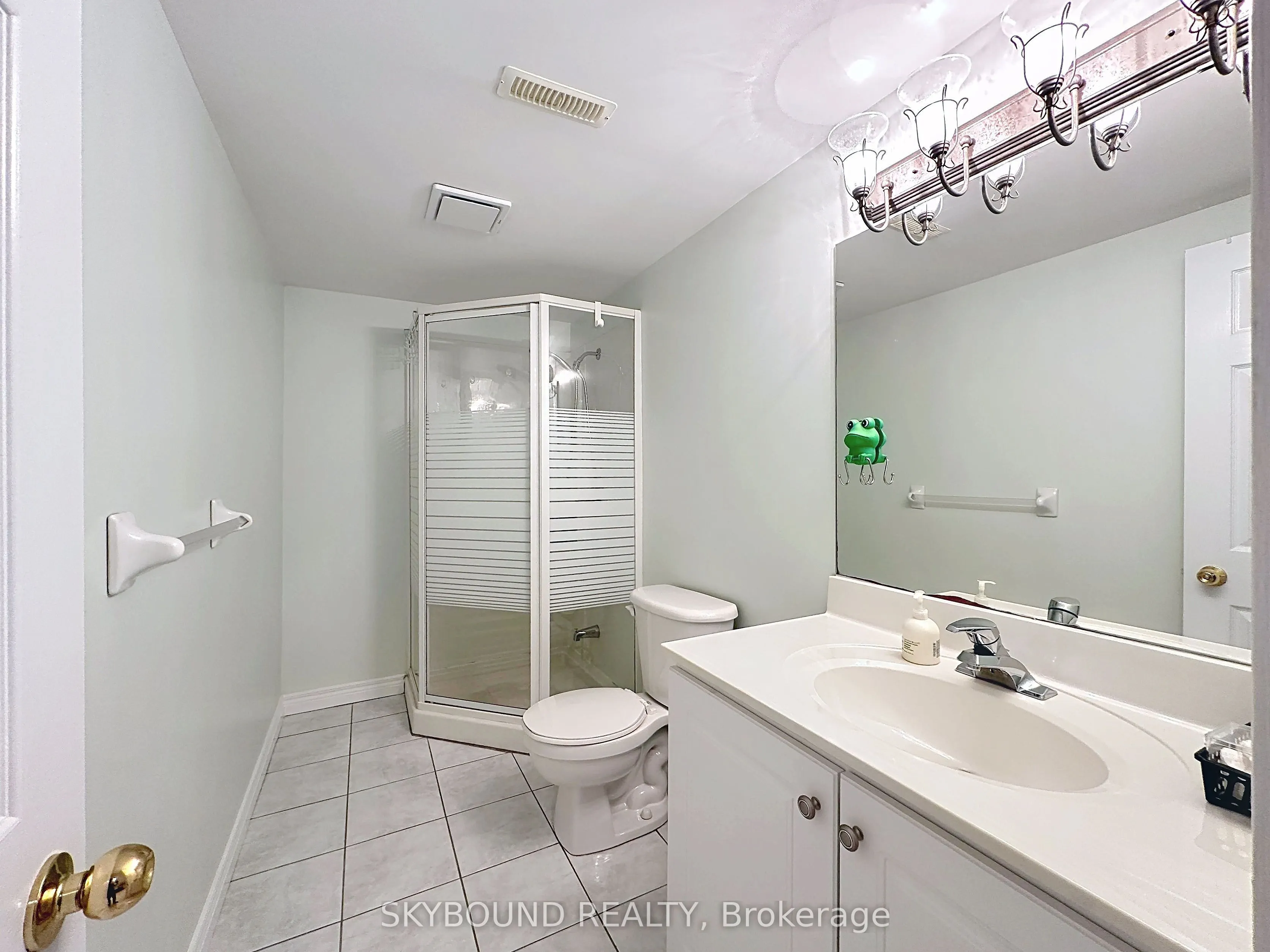 4409 Heathgate Crescent