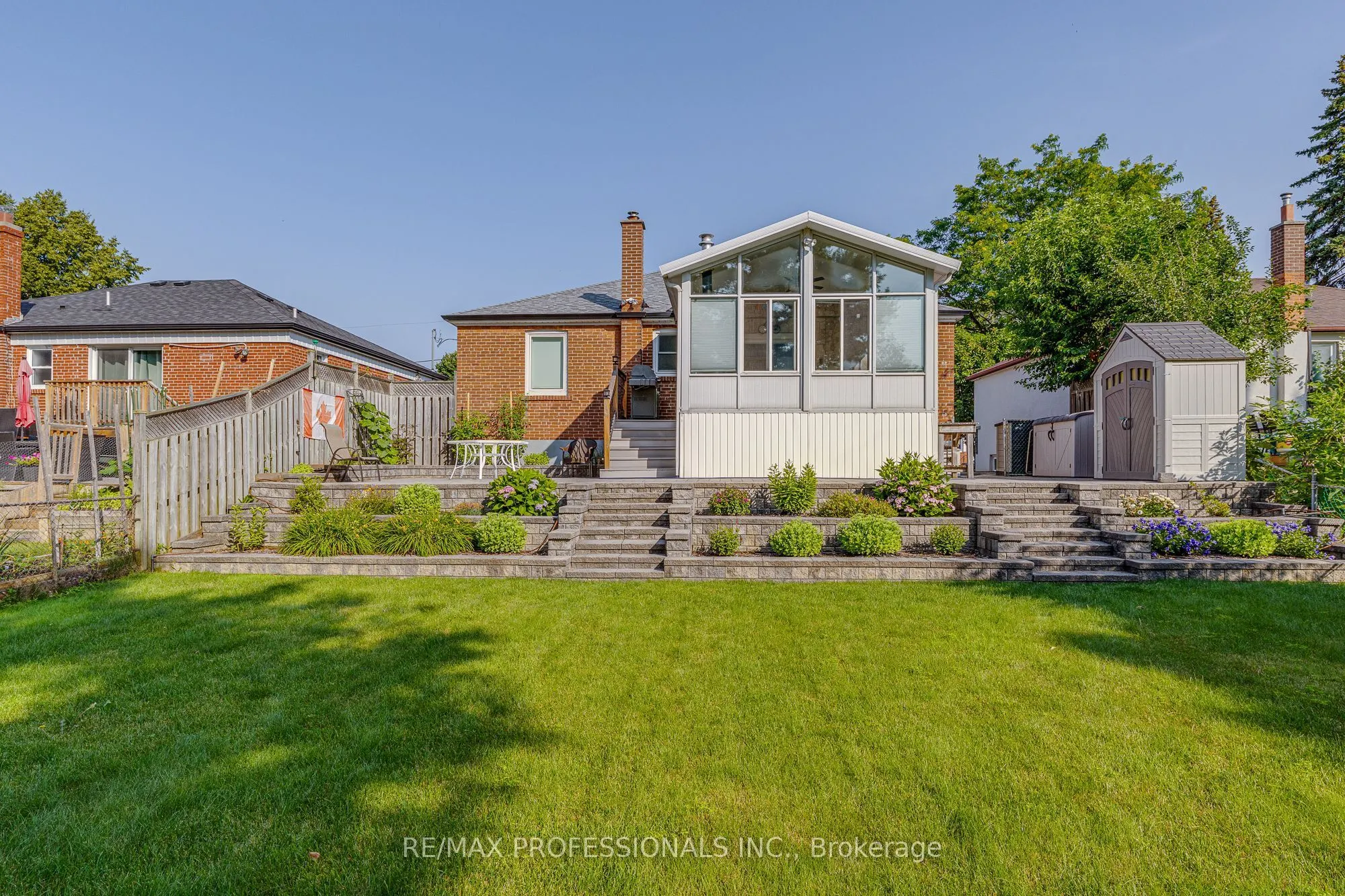 580 Exbury Crescent
