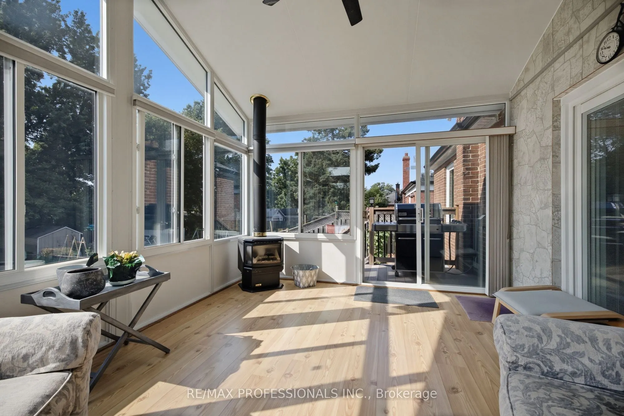 580 Exbury Crescent