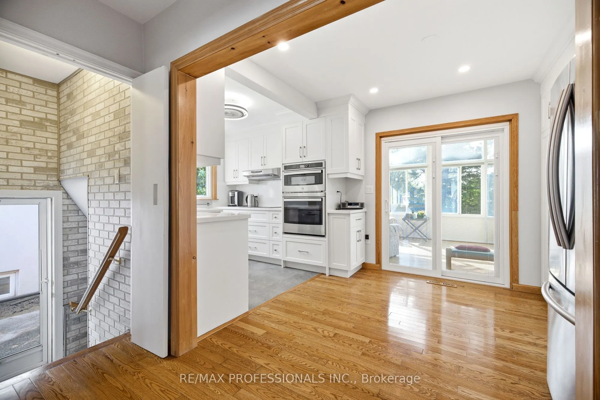 580 Exbury Crescent