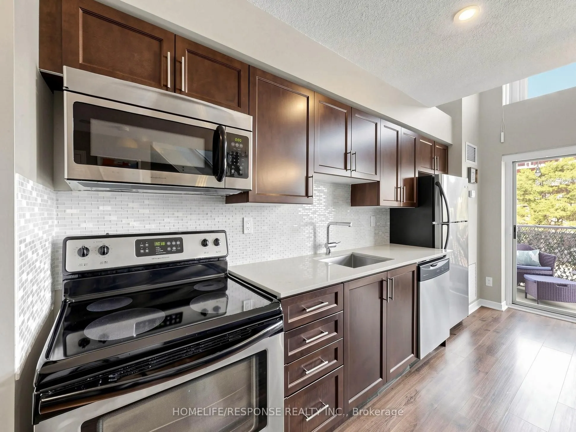 215 QUEEN Street E #225