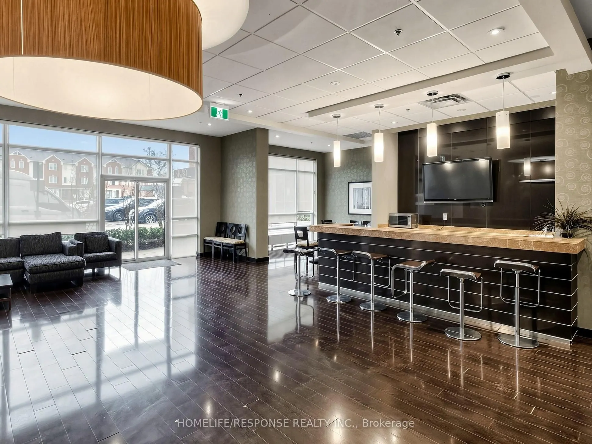 215 QUEEN Street E #225