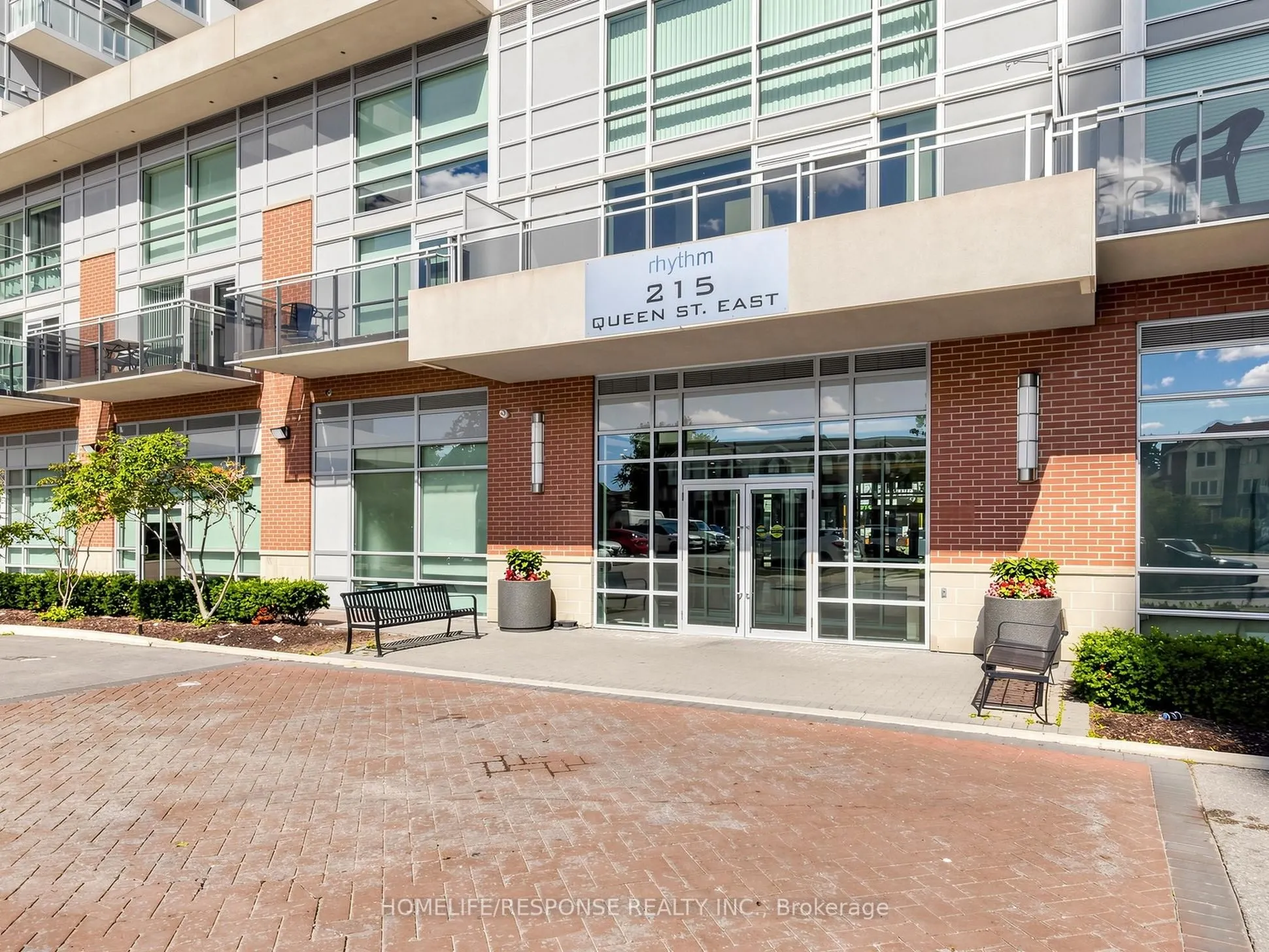 215 QUEEN Street E #225