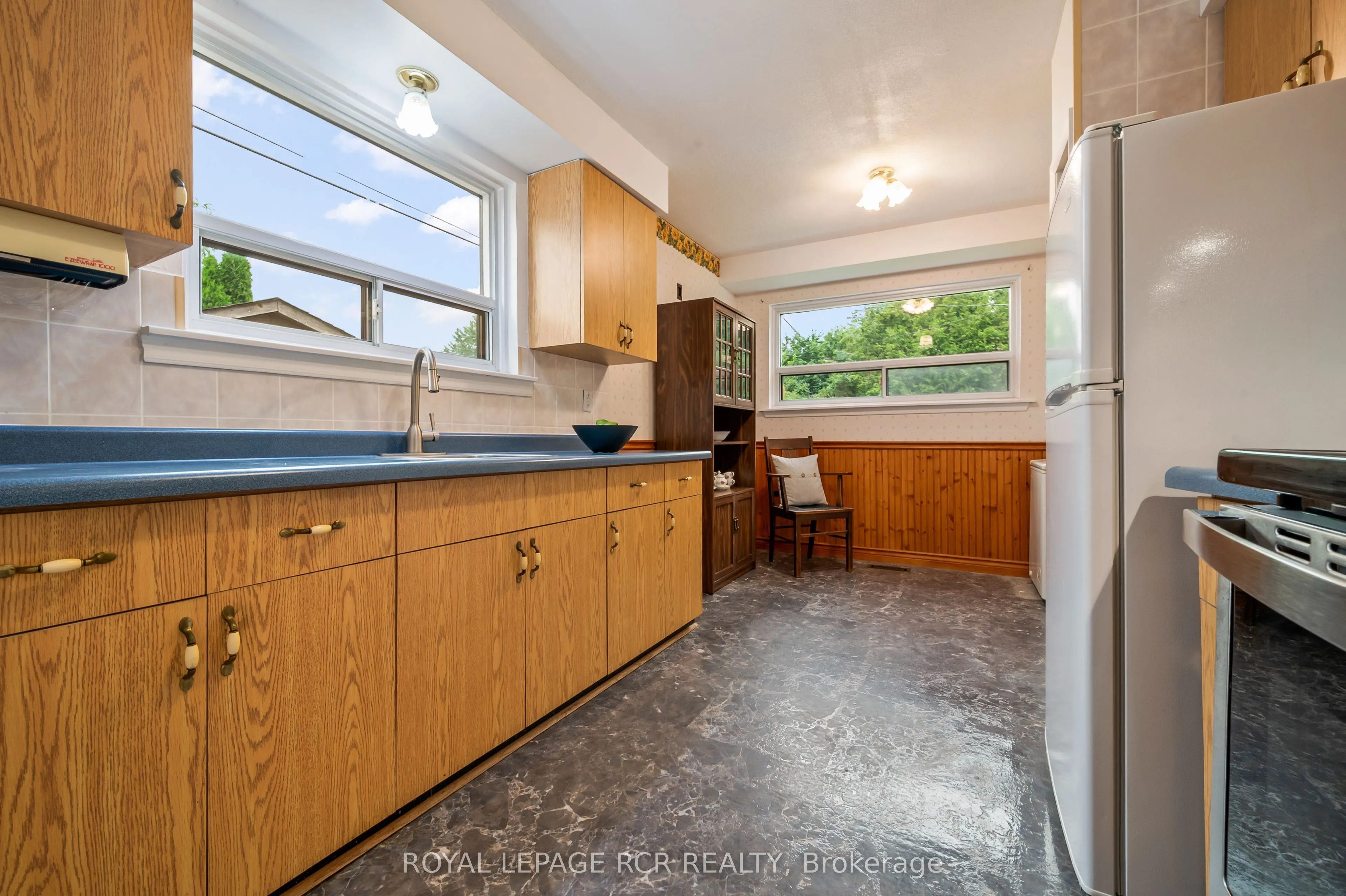 7 Cardwell Street