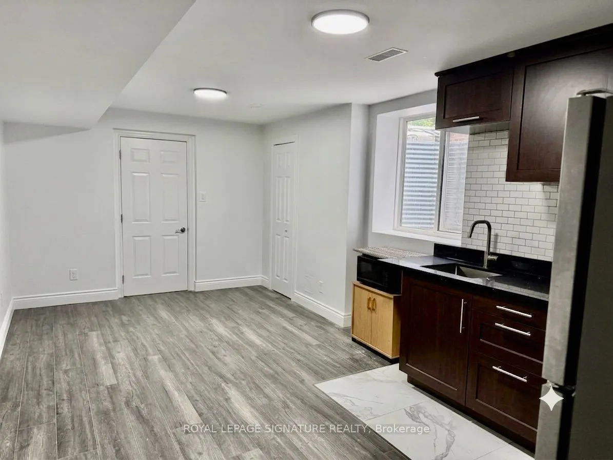 80 Midcrest Circle