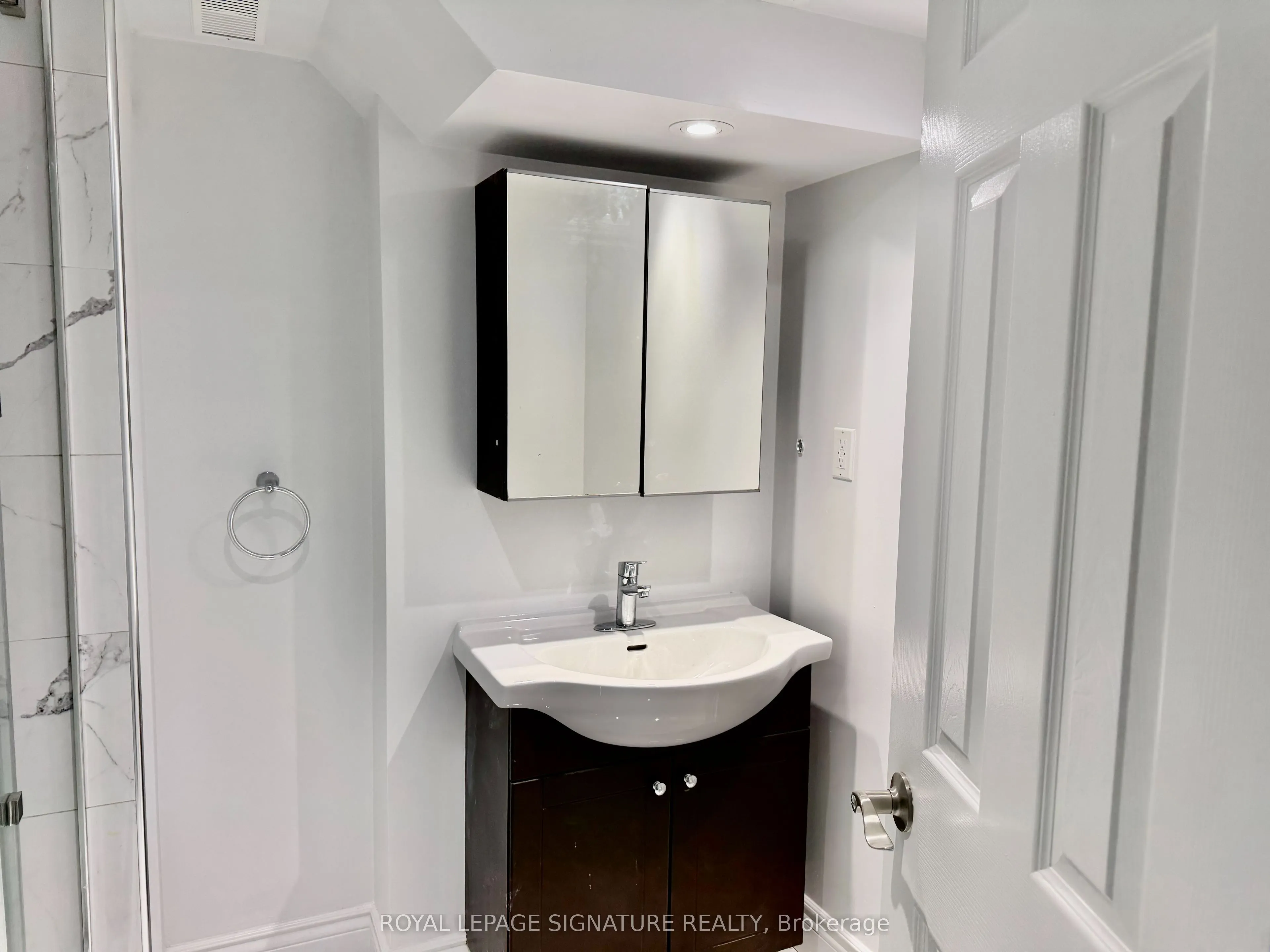 80 Midcrest Circle