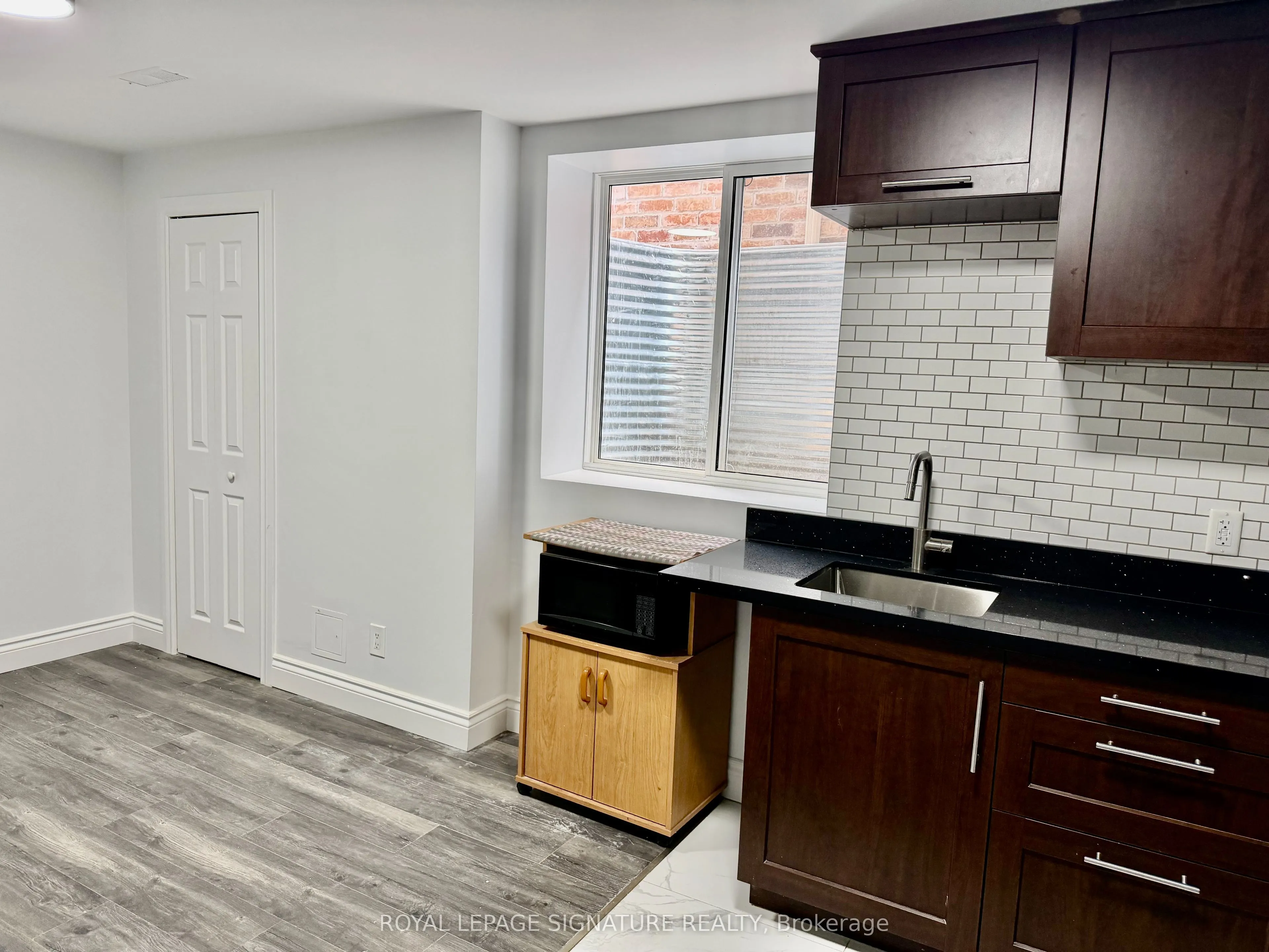 80 Midcrest Circle