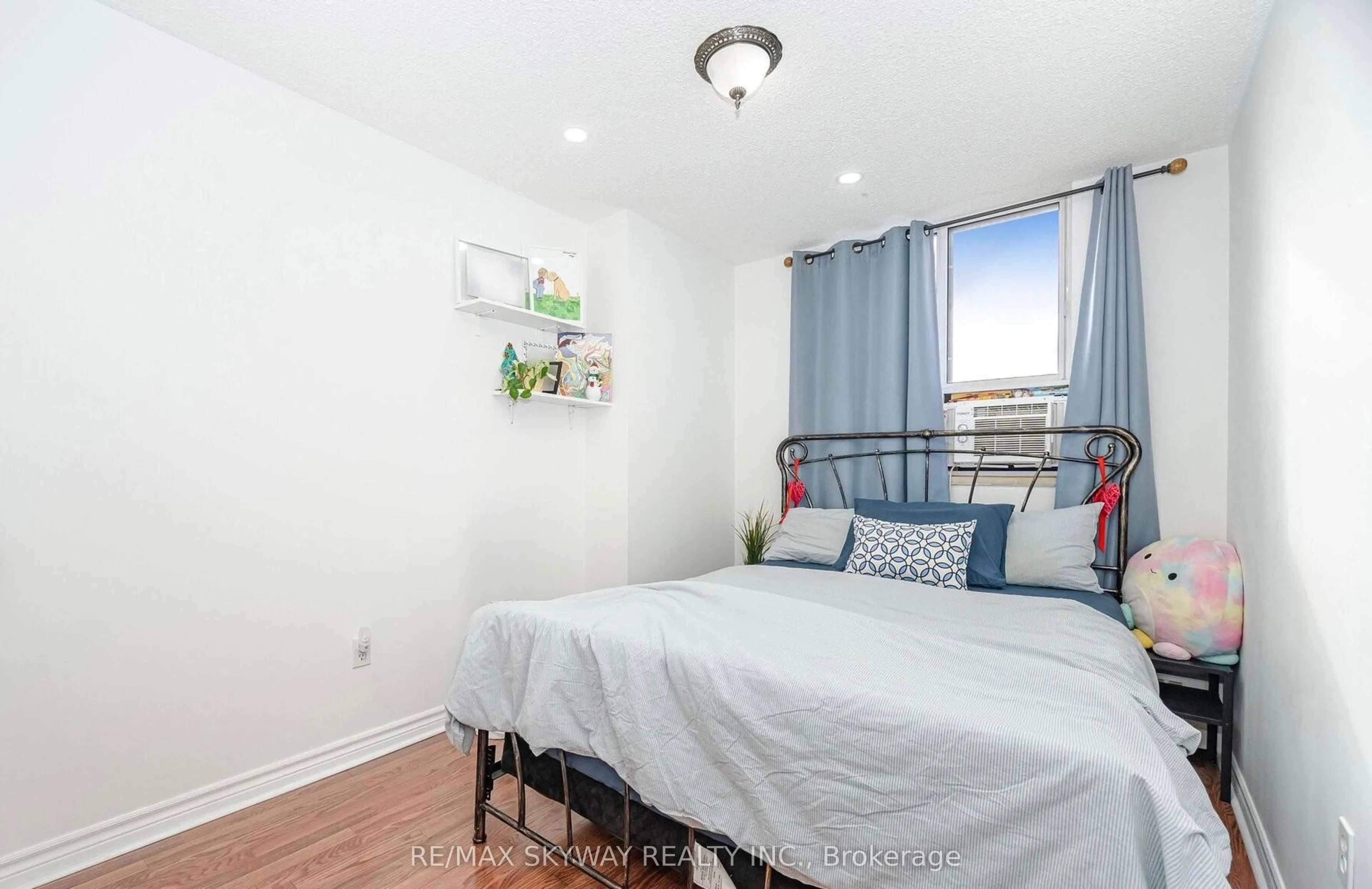 1615 Bloor Street #1203
