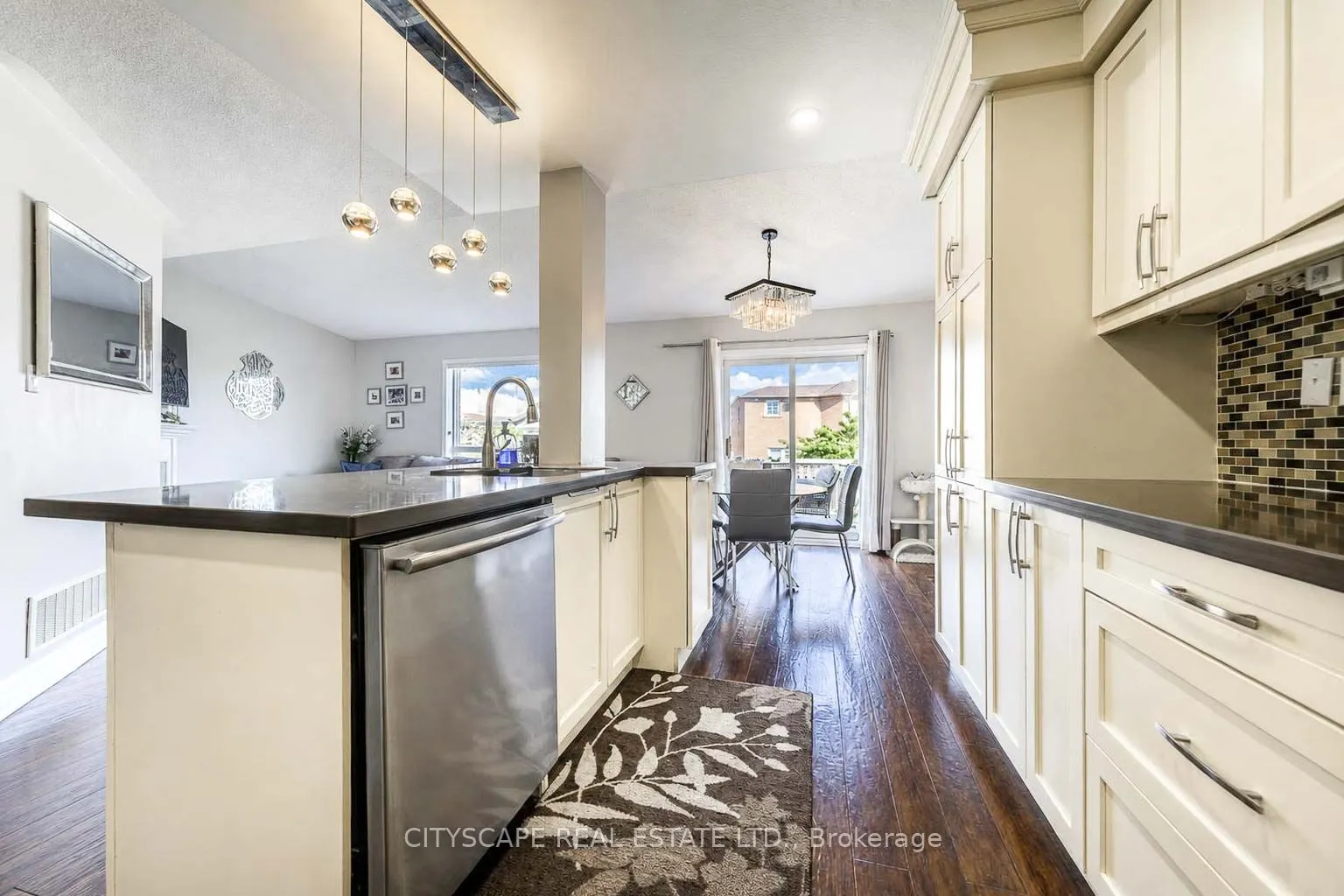 764 Avocado Crescent