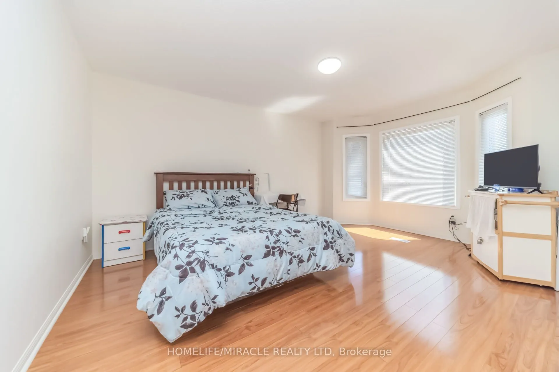 32 Gold Tree Street