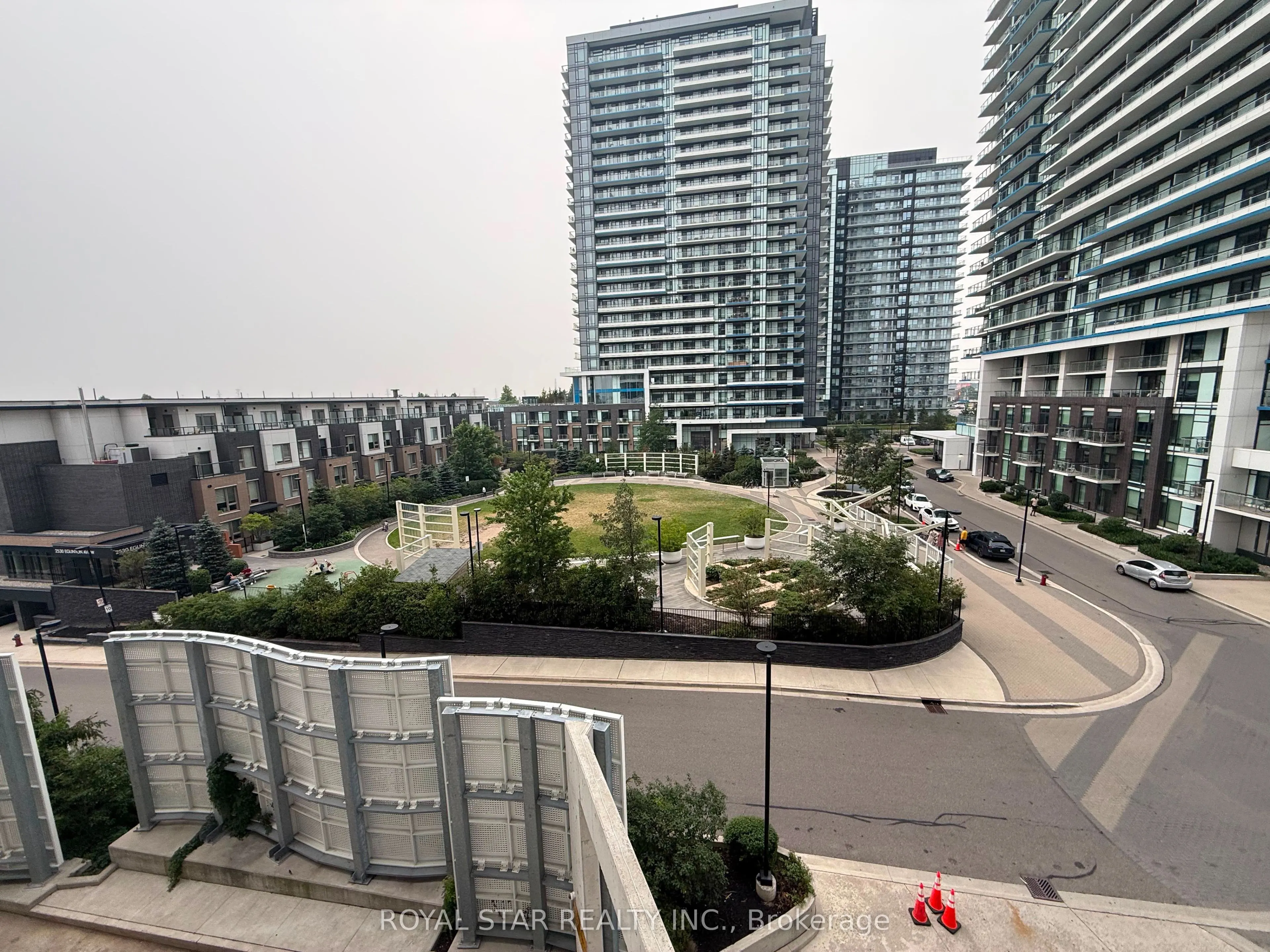 2520 Eglinton Avenue W #323