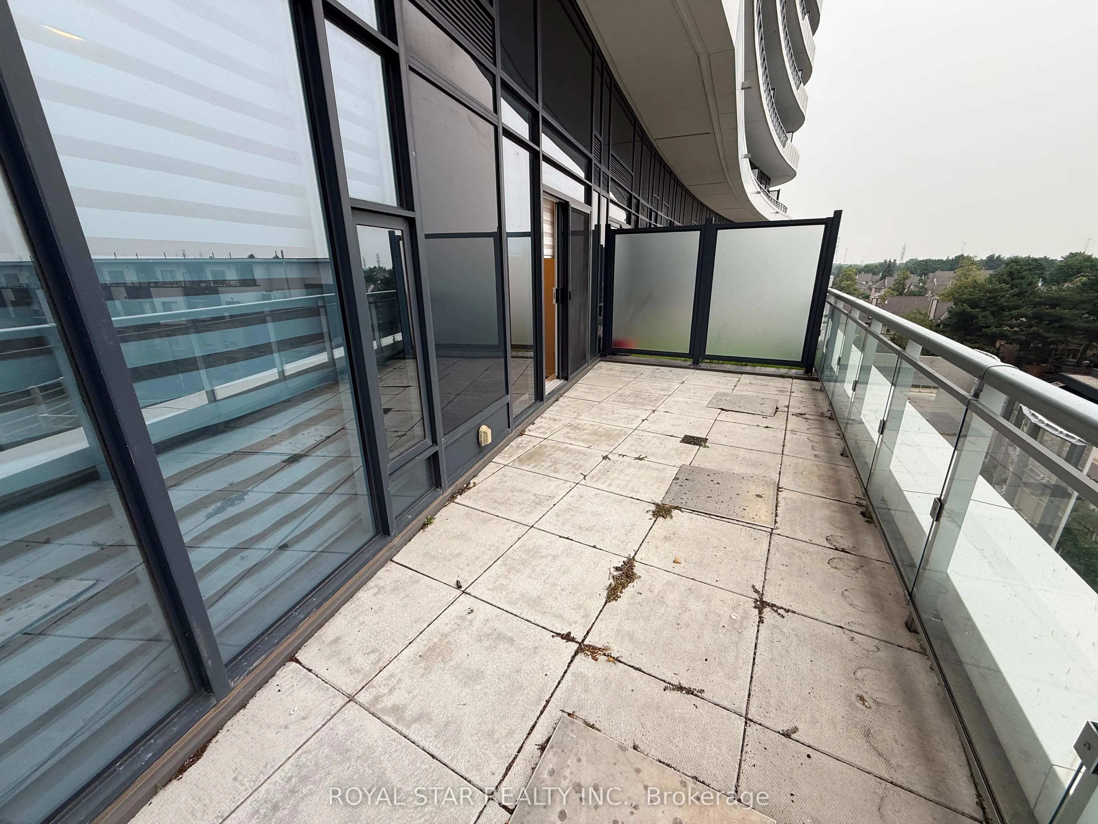 2520 Eglinton Avenue W #323