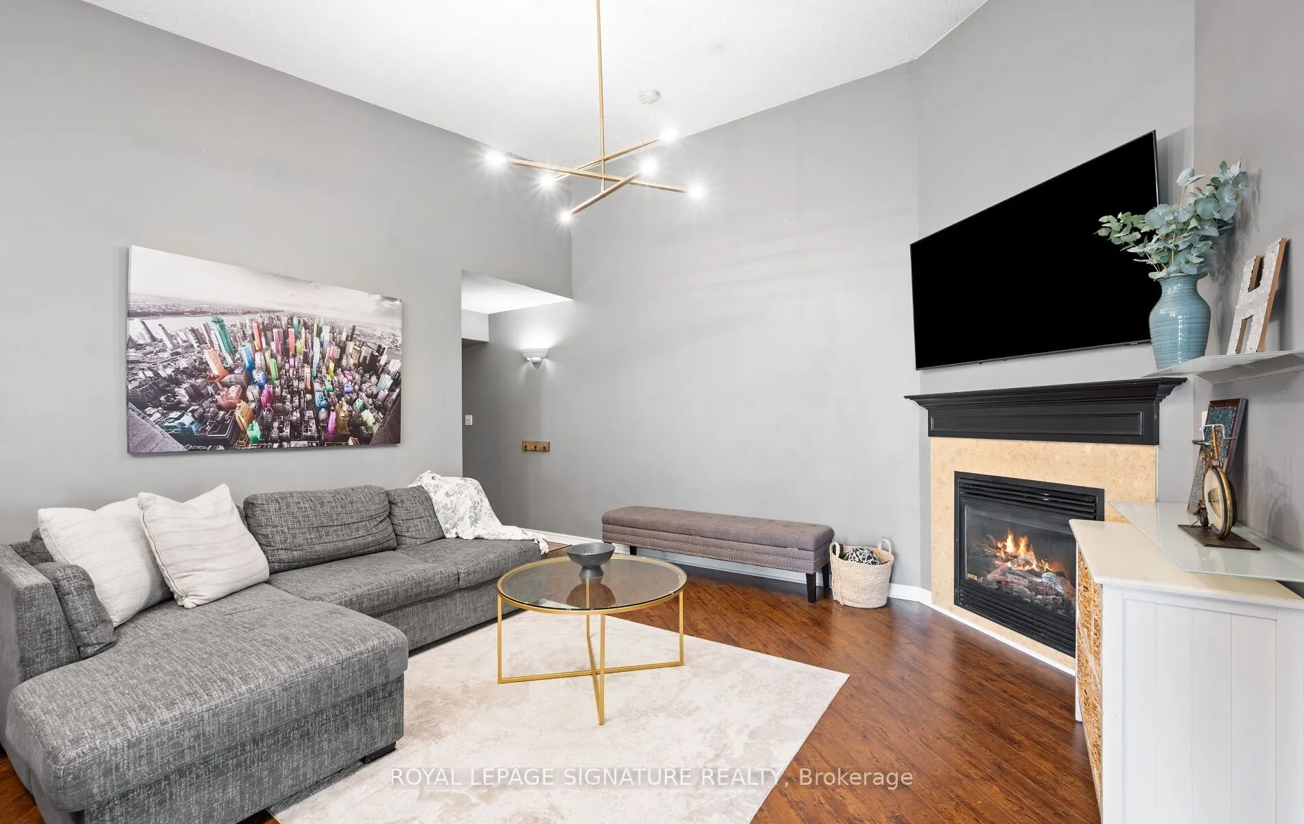 1491 Maple Avenue #401