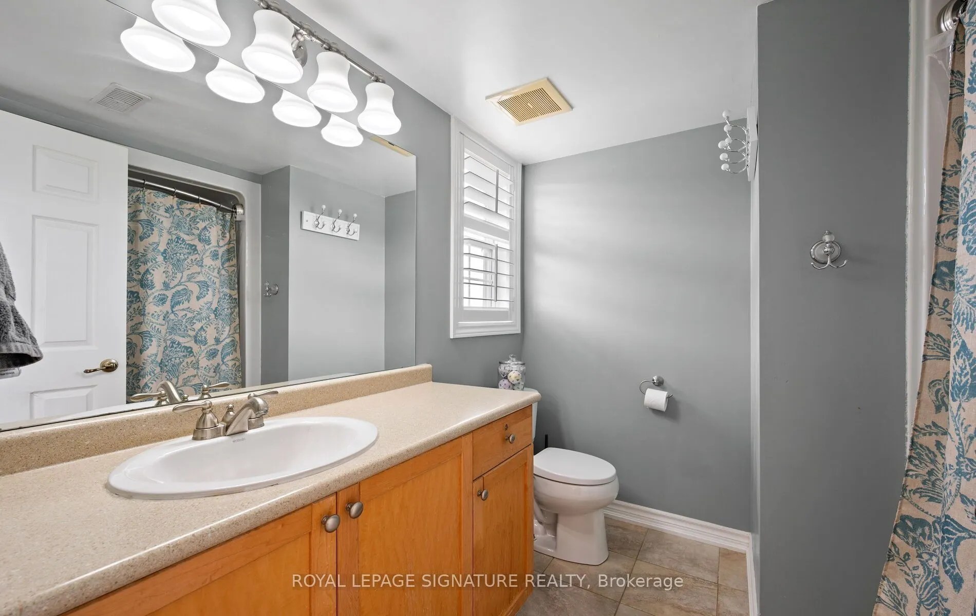 1491 Maple Avenue #401
