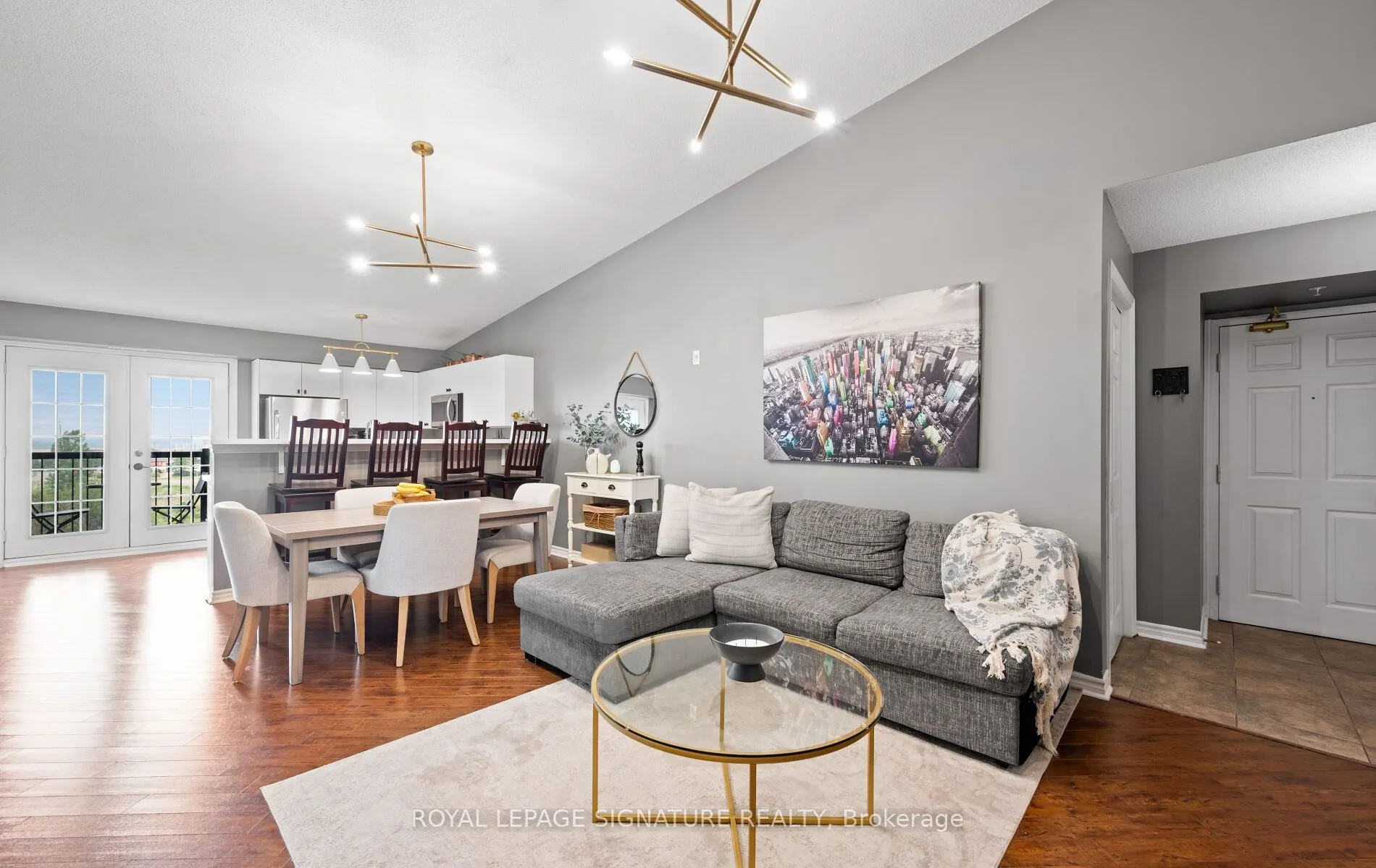 1491 Maple Avenue #401