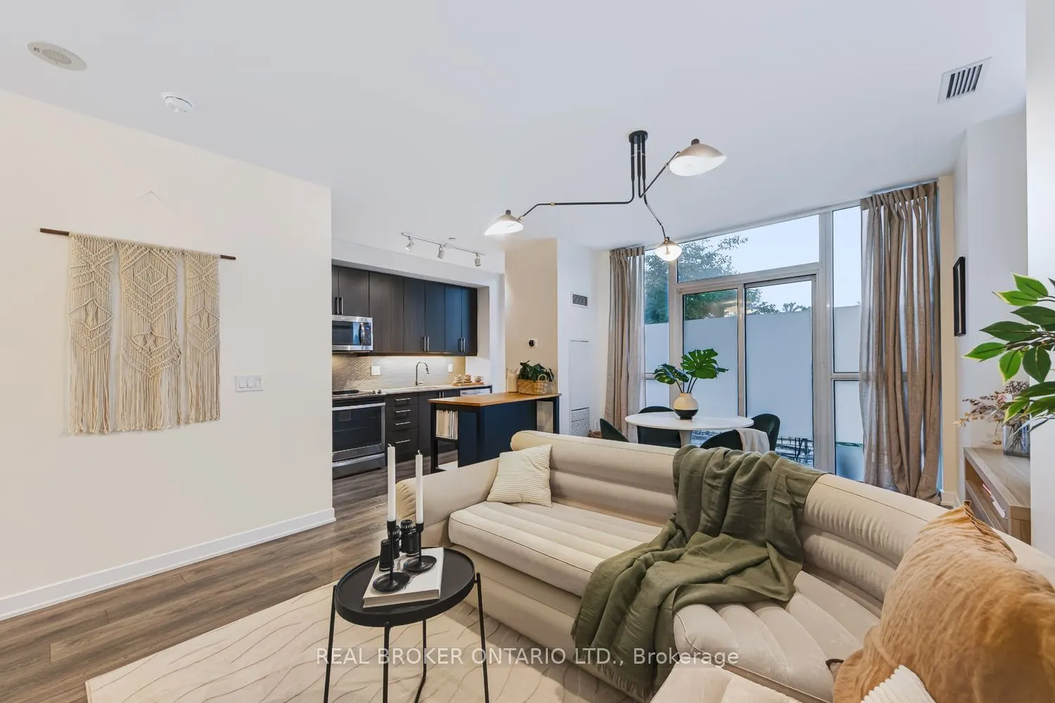 4633 Glen Erin Drive #108