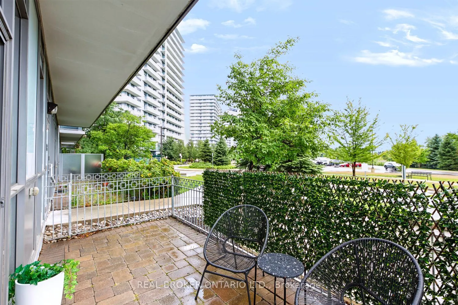 4633 Glen Erin Drive #108