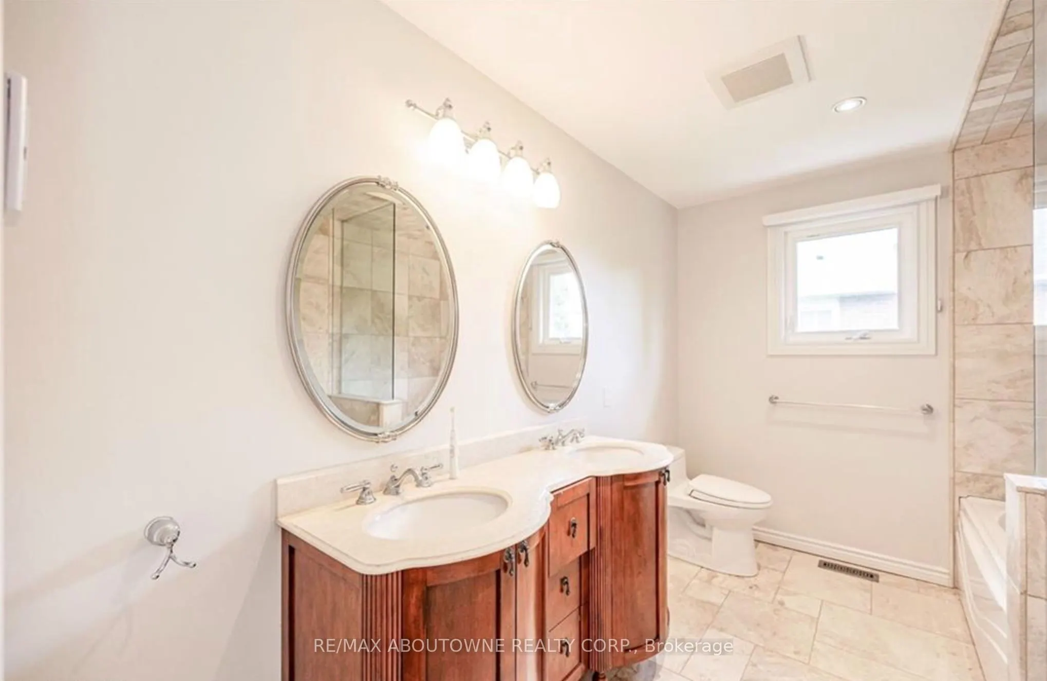 500 Blenheim Crescent