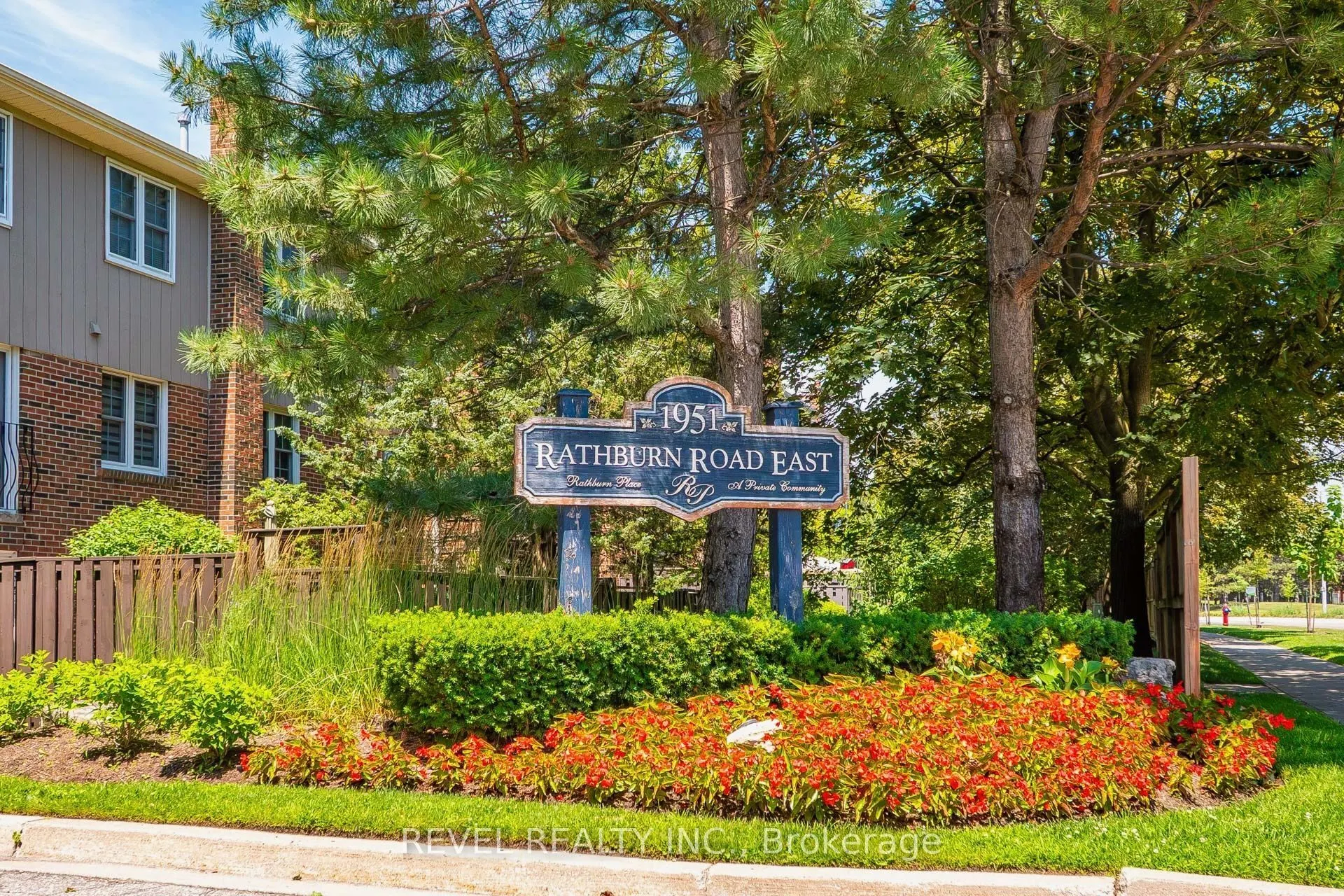 1951 Rathburn Road E #26