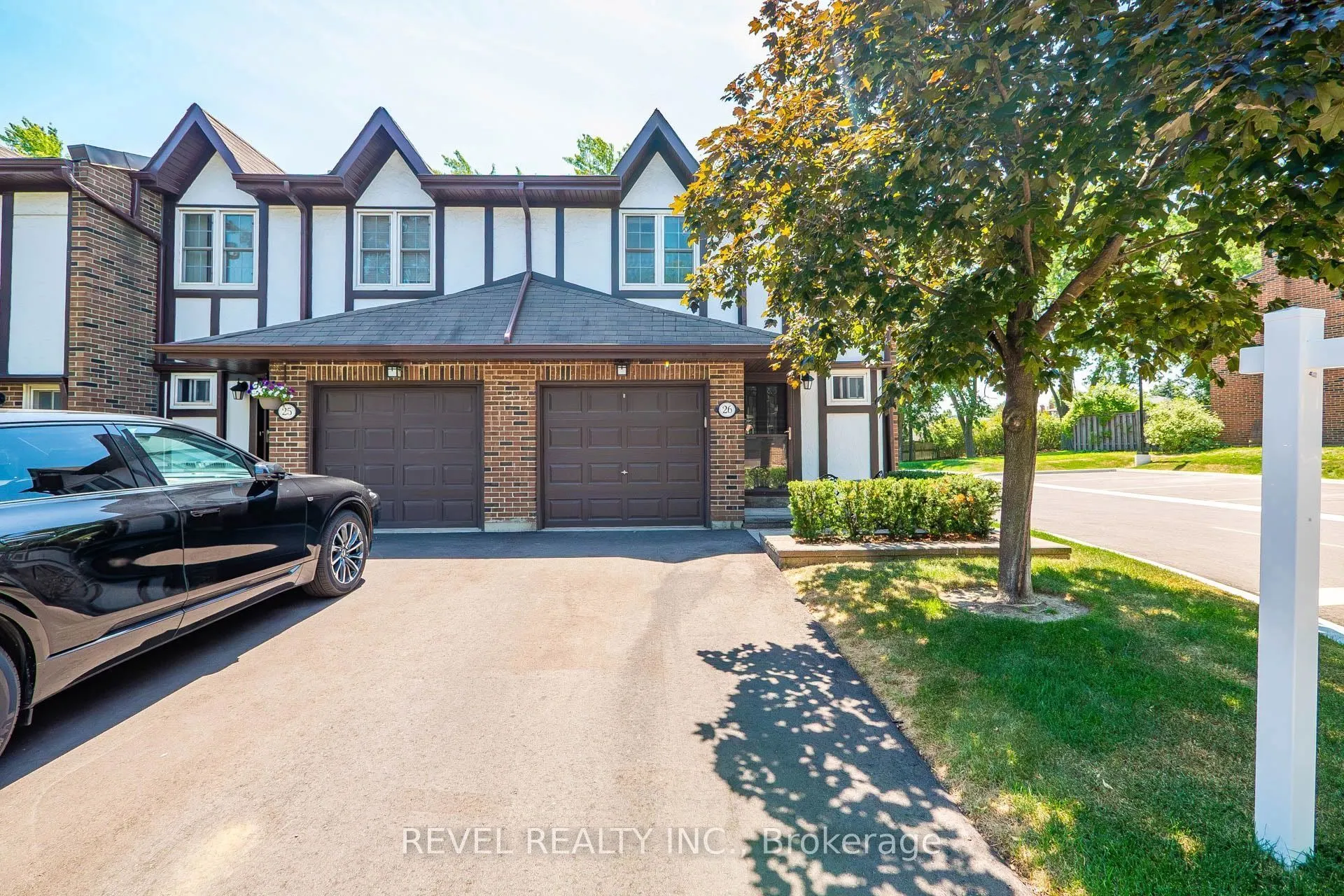 1951 Rathburn Road E #26