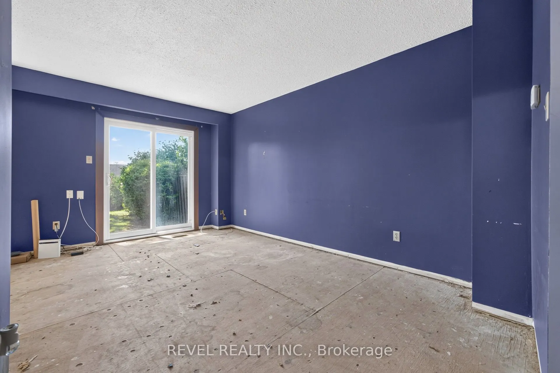 1951 Rathburn Road E #26