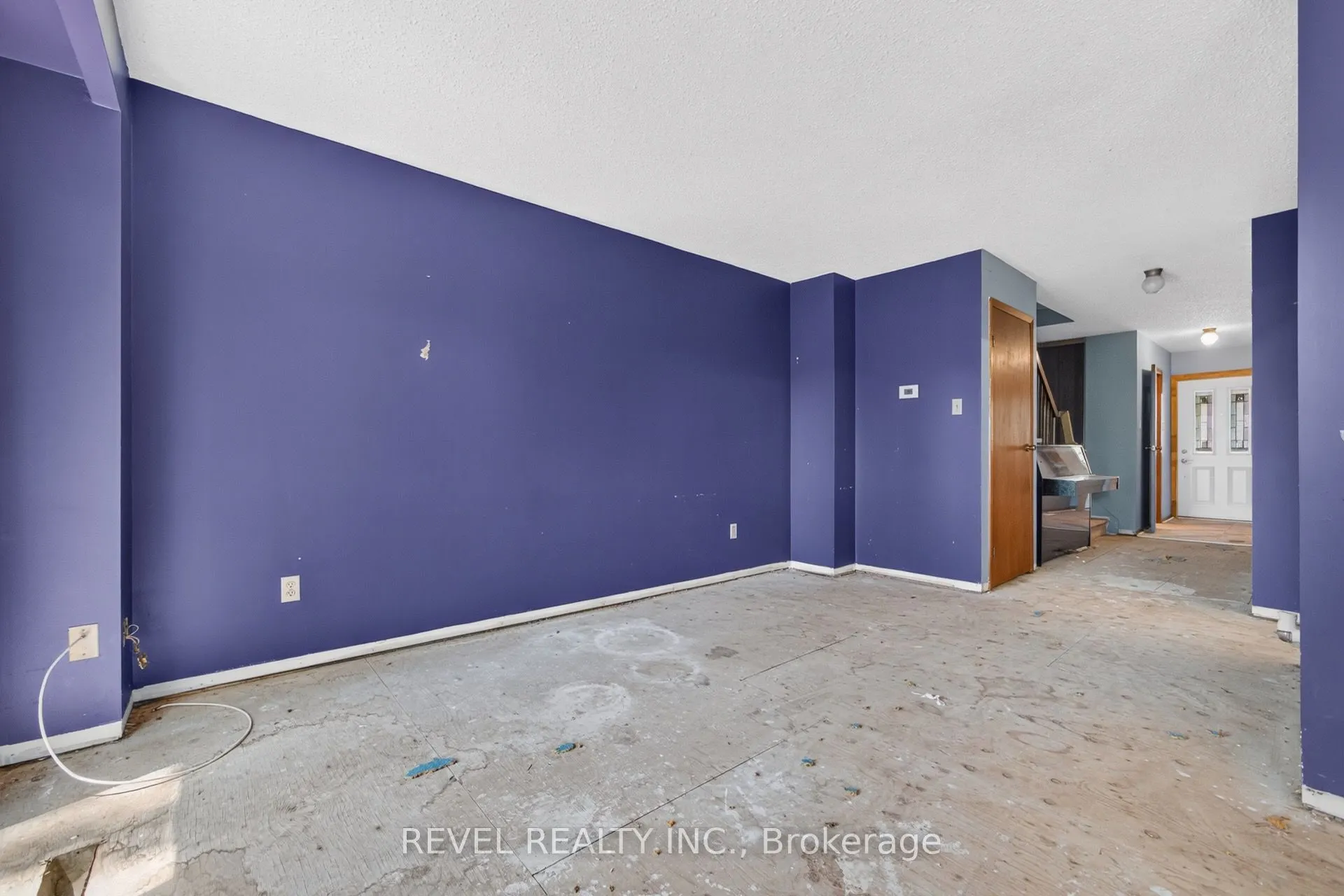 1951 Rathburn Road E #26